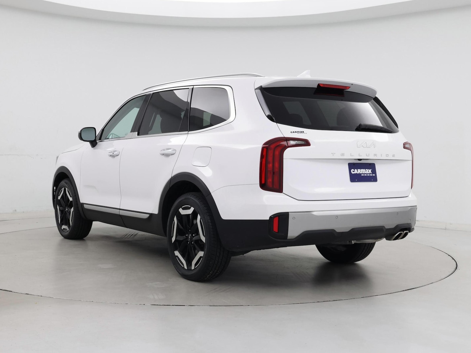 2025 Kia Telluride S - Photo 3