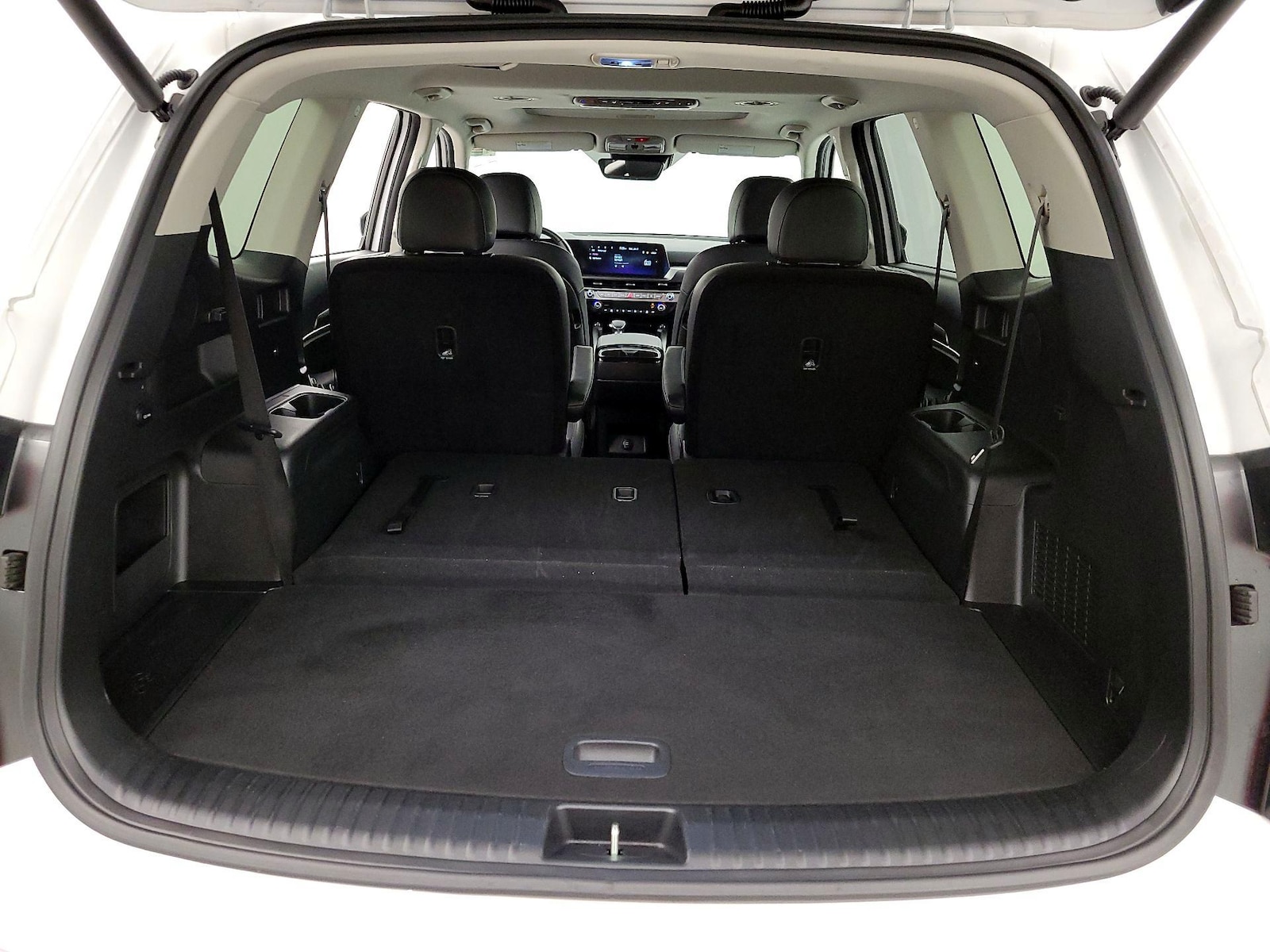 2025 Kia Telluride S - Photo 24