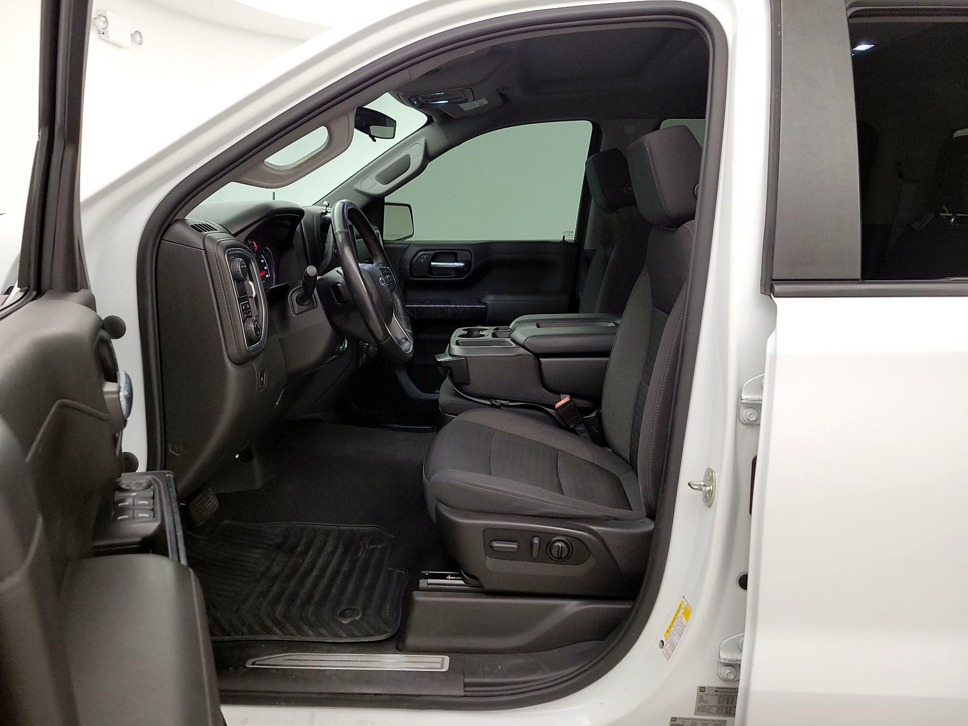 Thumbnail: 2021 Chevrolet Silverado 1500 - 11