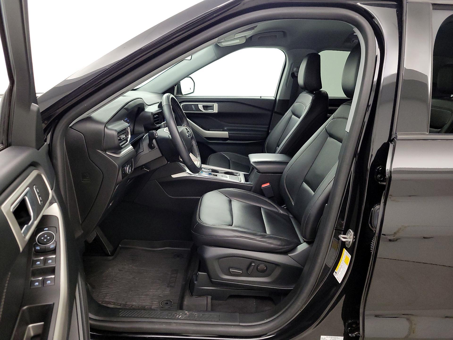 Thumbnail: 2023 Ford Explorer - 11