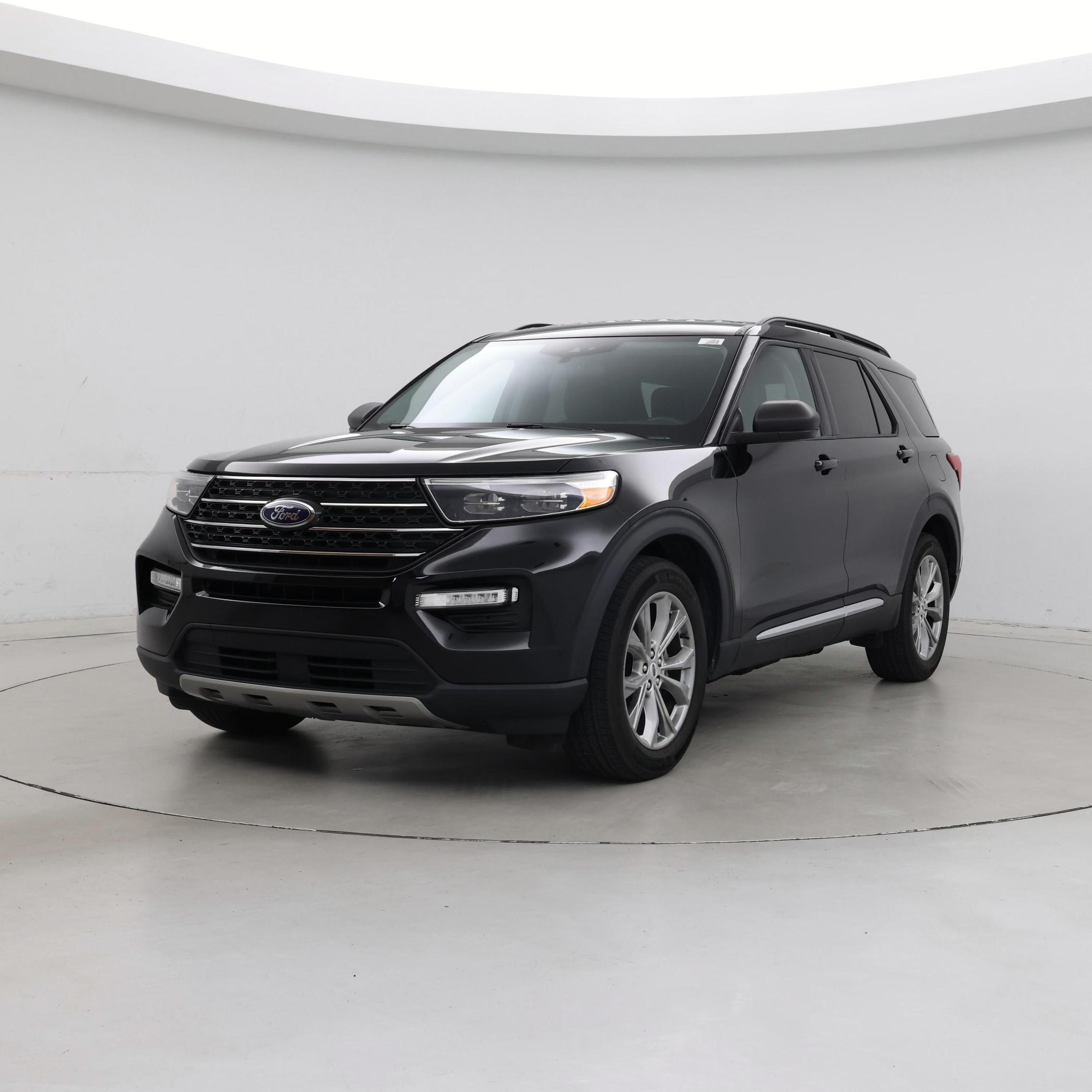 Thumbnail: 2023 Ford Explorer - 4