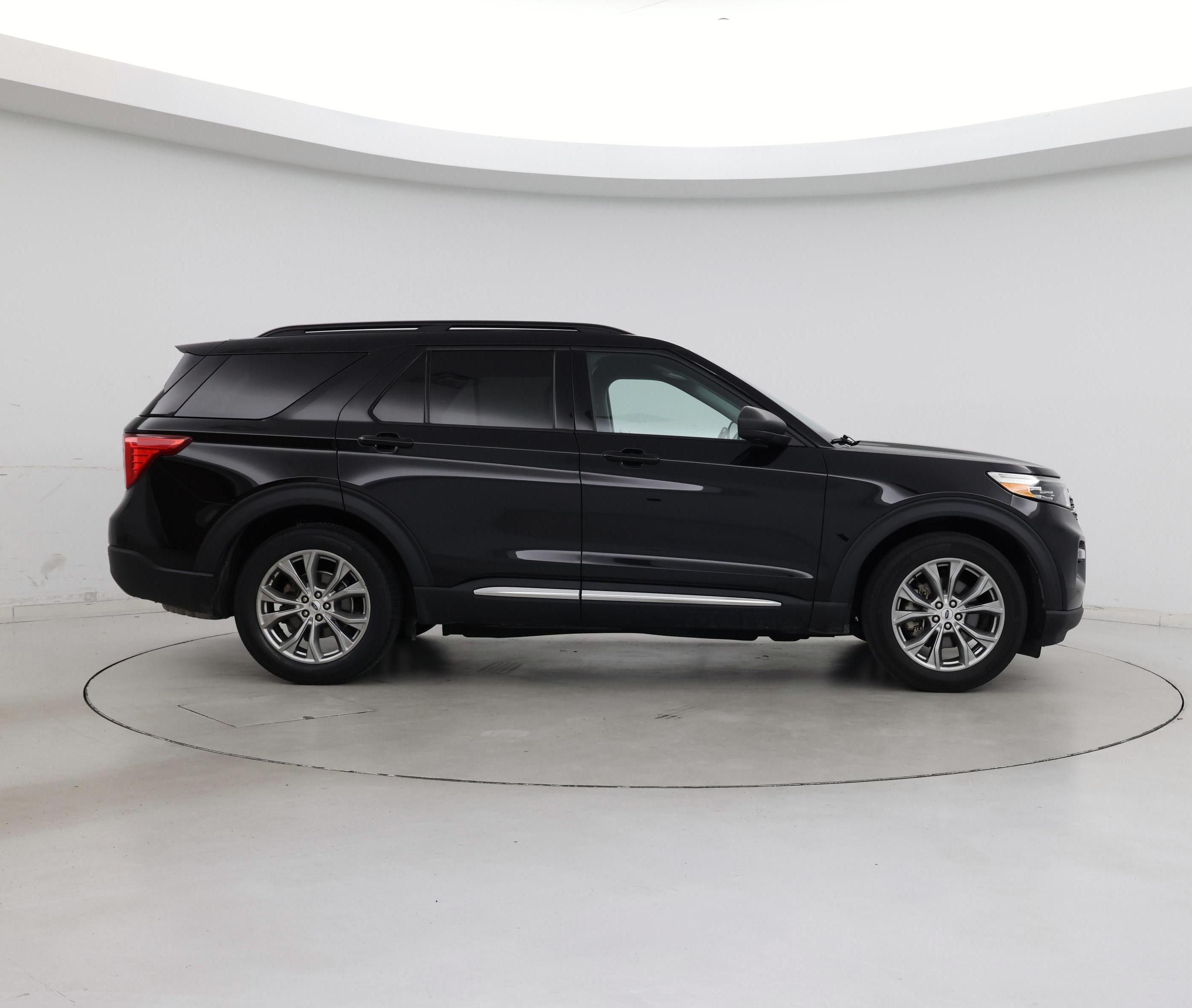 Thumbnail: 2023 Ford Explorer - 7