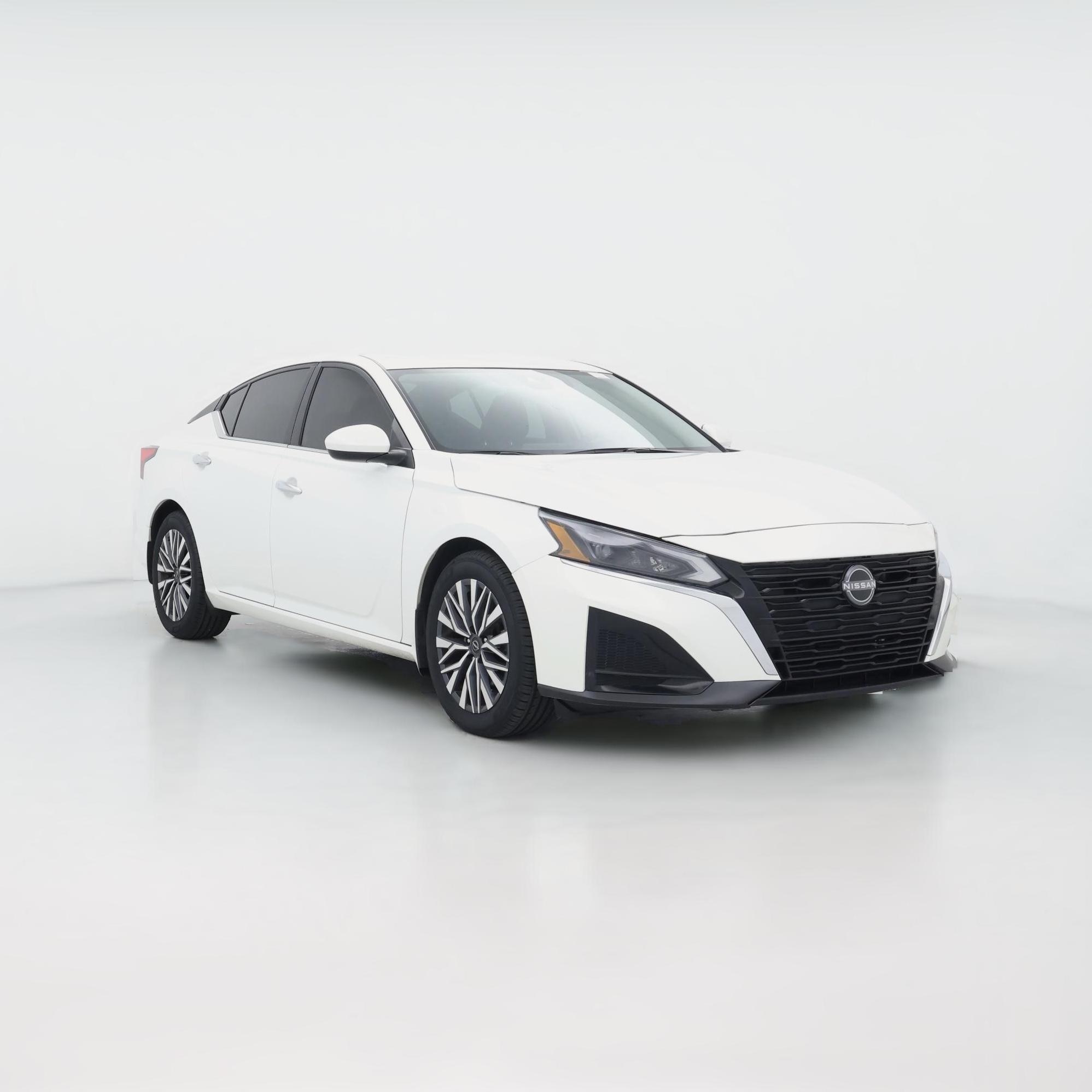 Thumbnail: 2023 Nissan Altima - 1