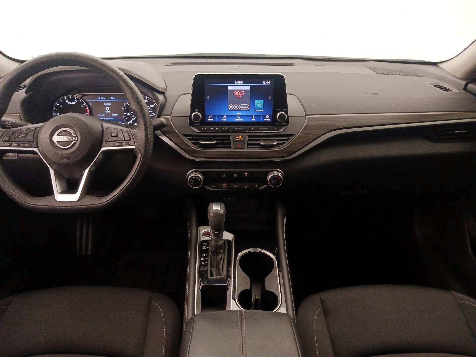 Thumbnail: 2023 Nissan Altima - 9