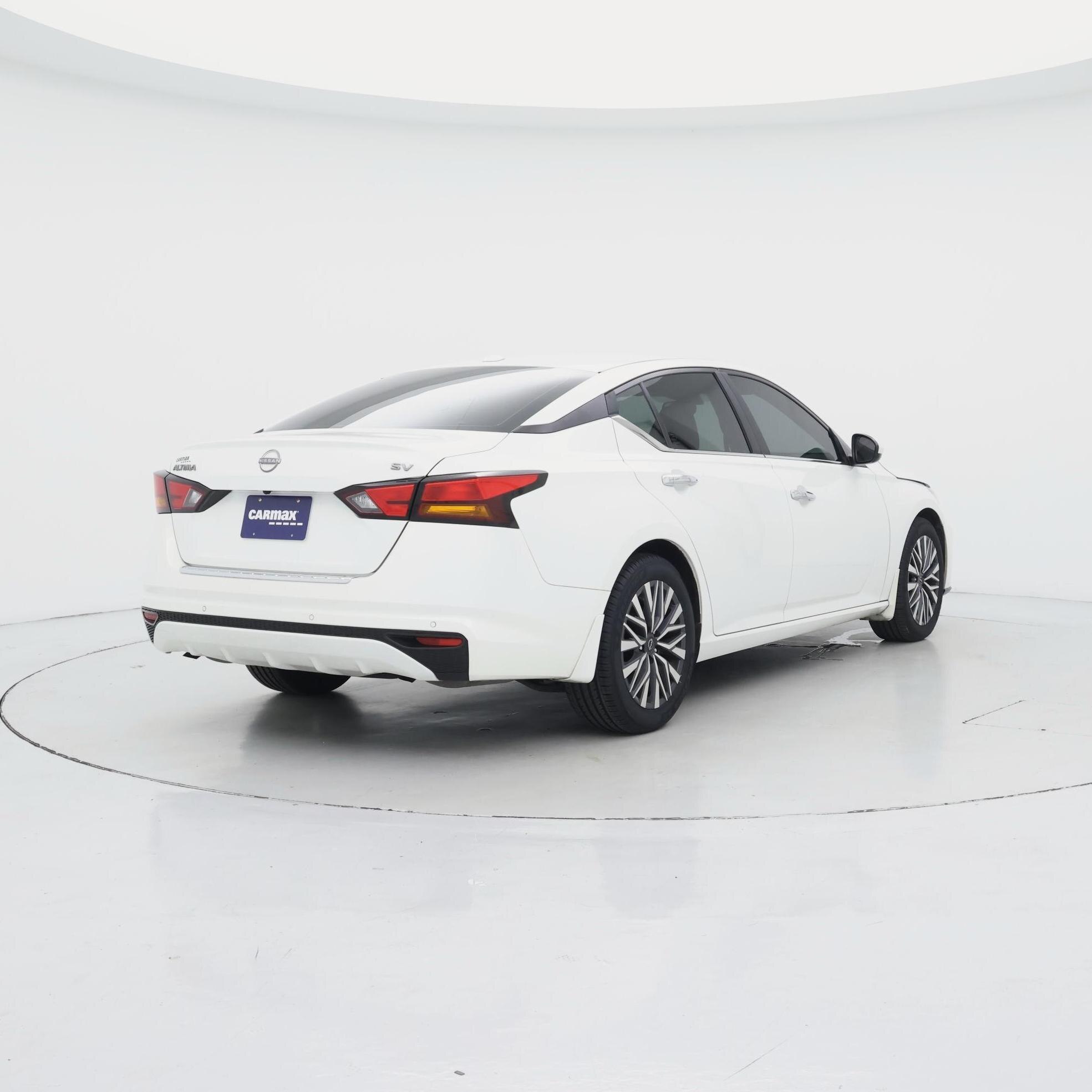 Thumbnail: 2023 Nissan Altima - 8