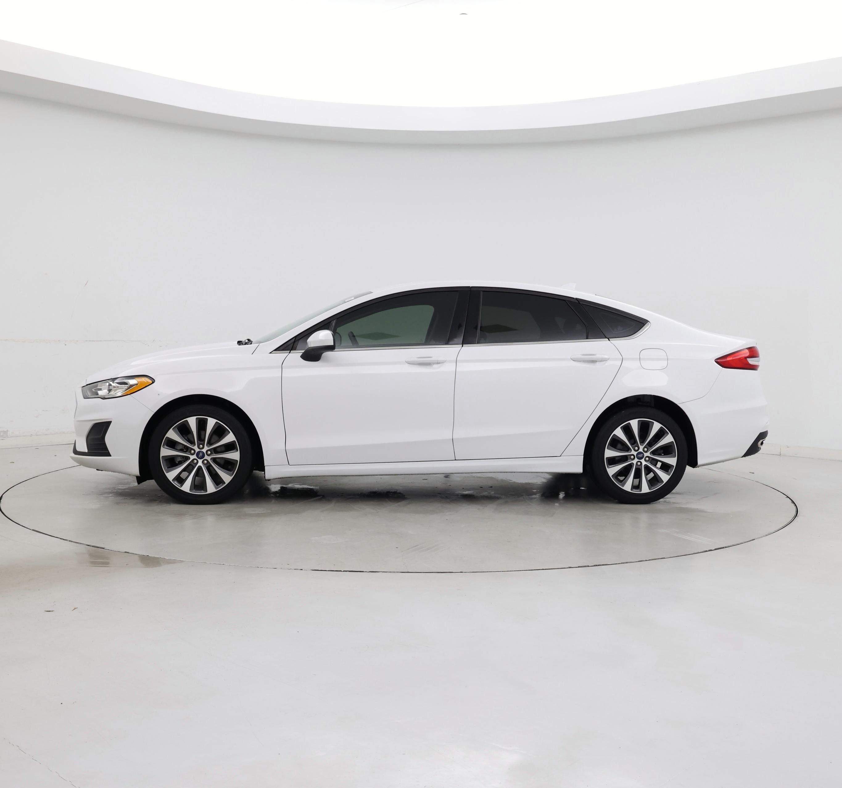 Thumbnail: 2020 Ford Fusion - 3