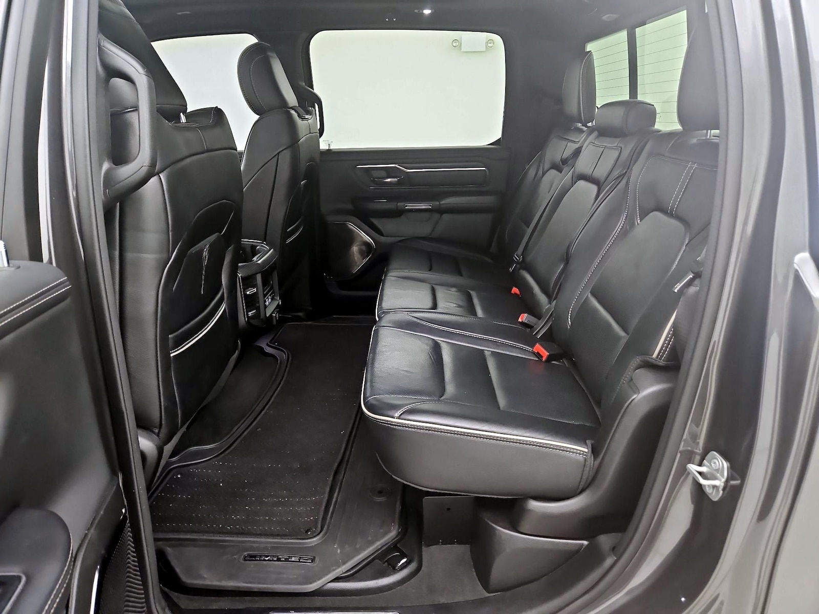 Rear A/C Seat(s)