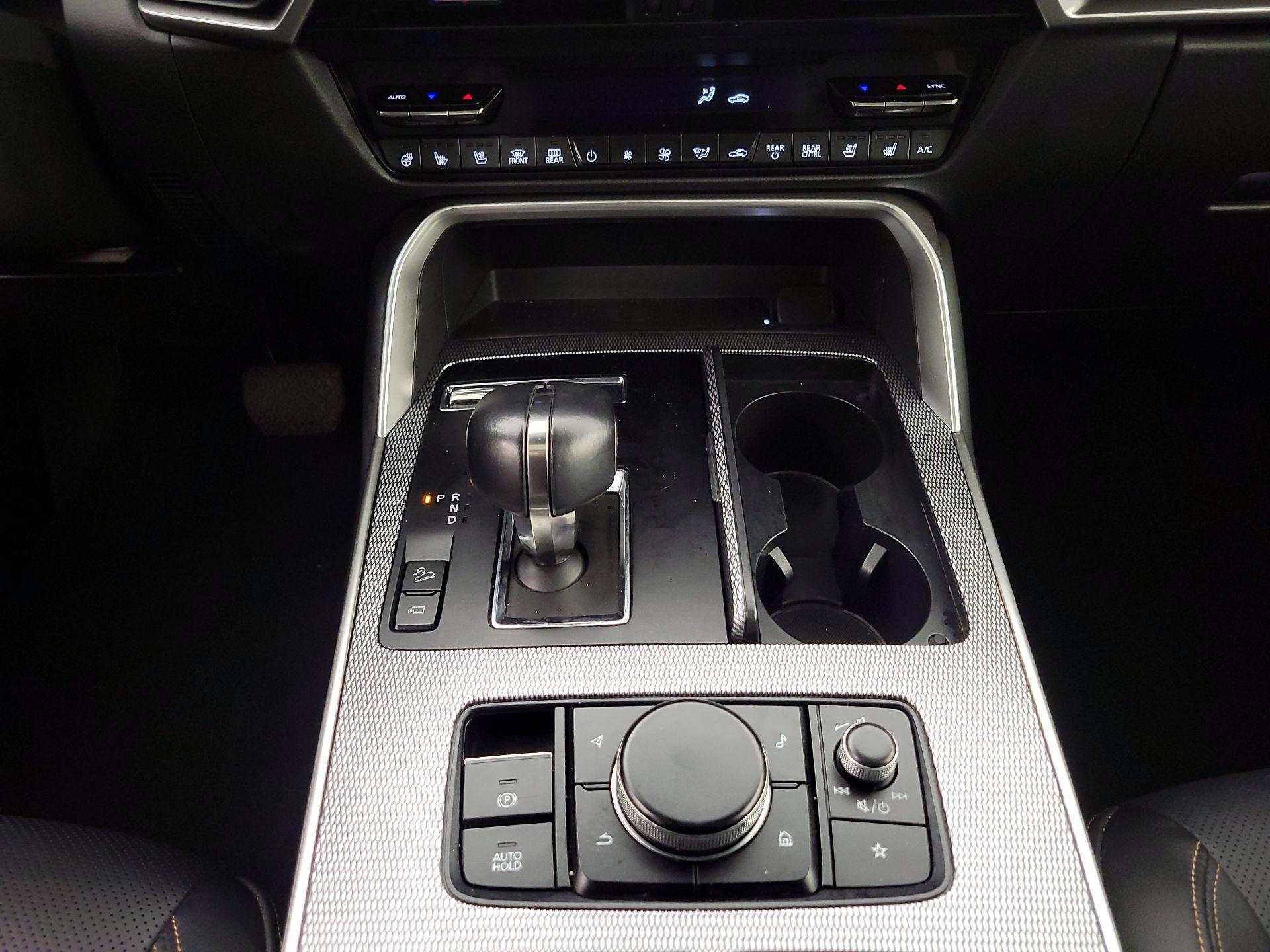 Thumbnail: 2025 Mazda CX-90 - 17
