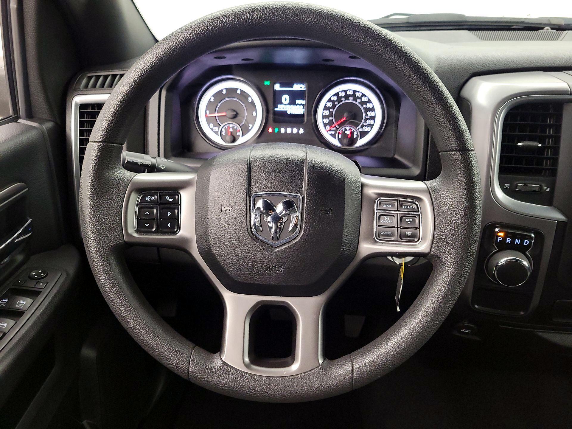 Thumbnail: 2024 RAM 1500 Classic - 10