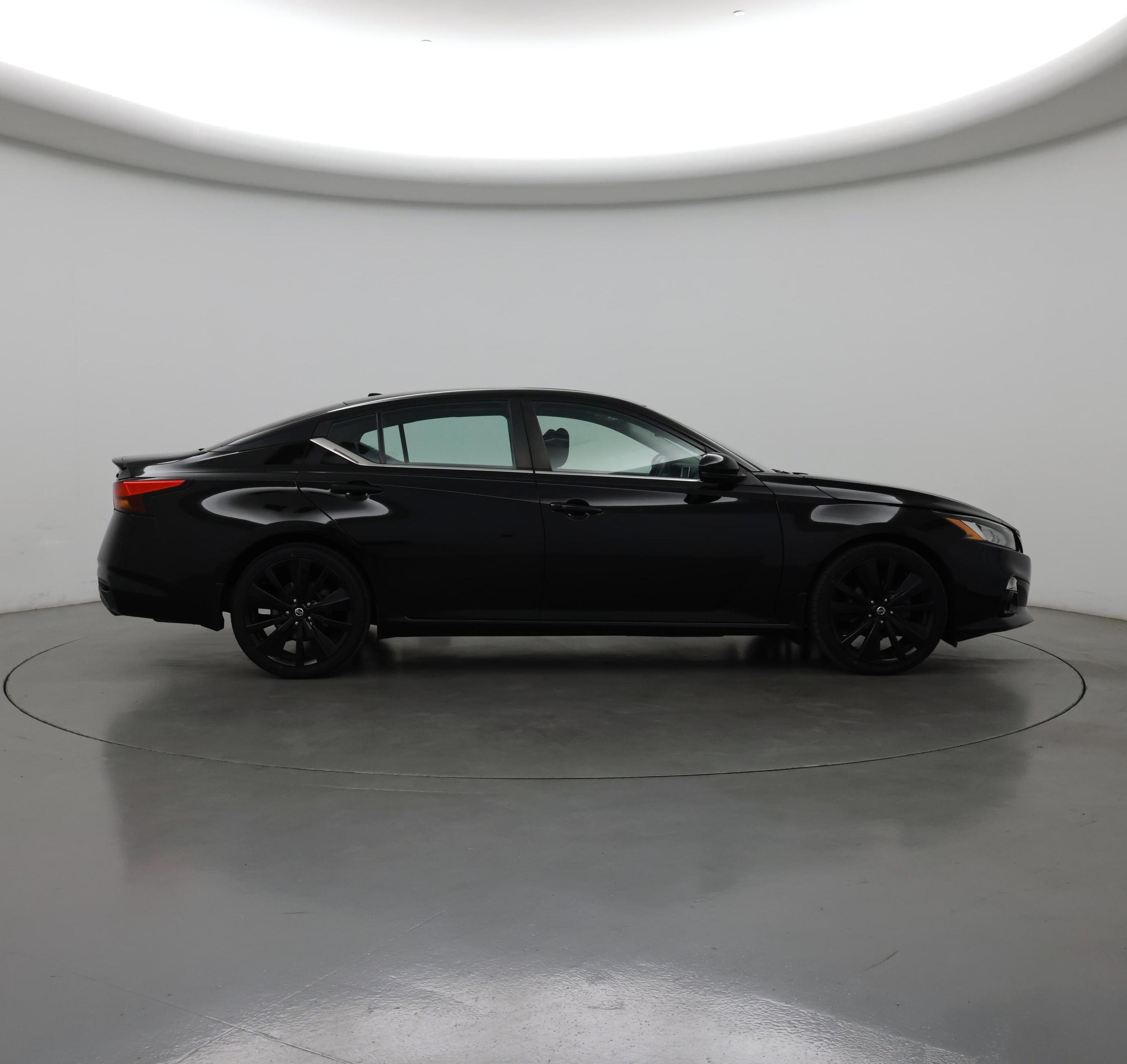 Thumbnail: 2022 Nissan Altima - 7