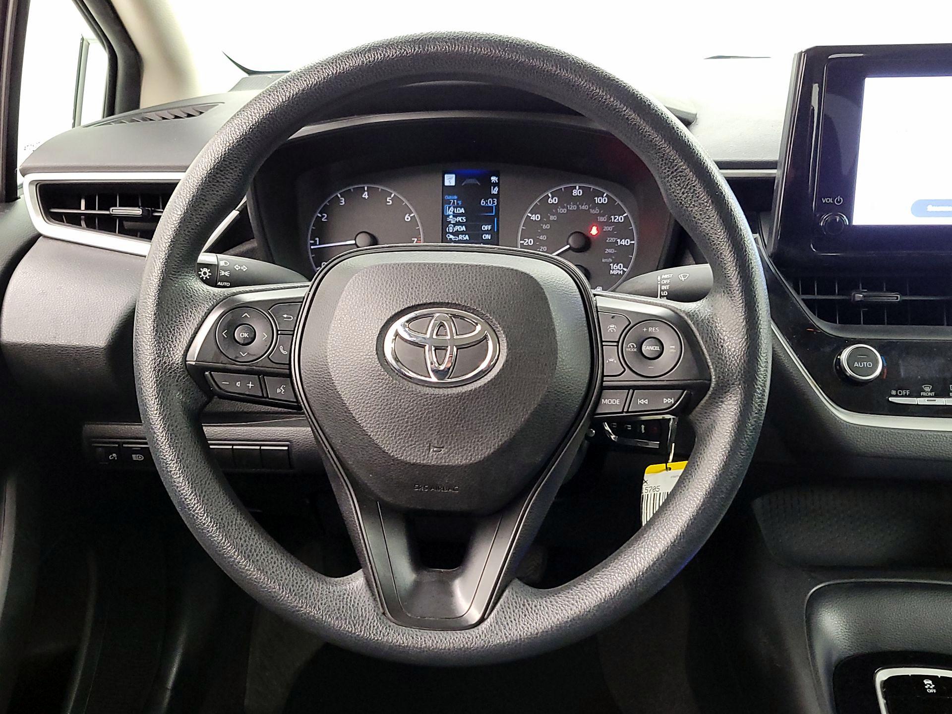 Thumbnail: 2023 Toyota Corolla - 10