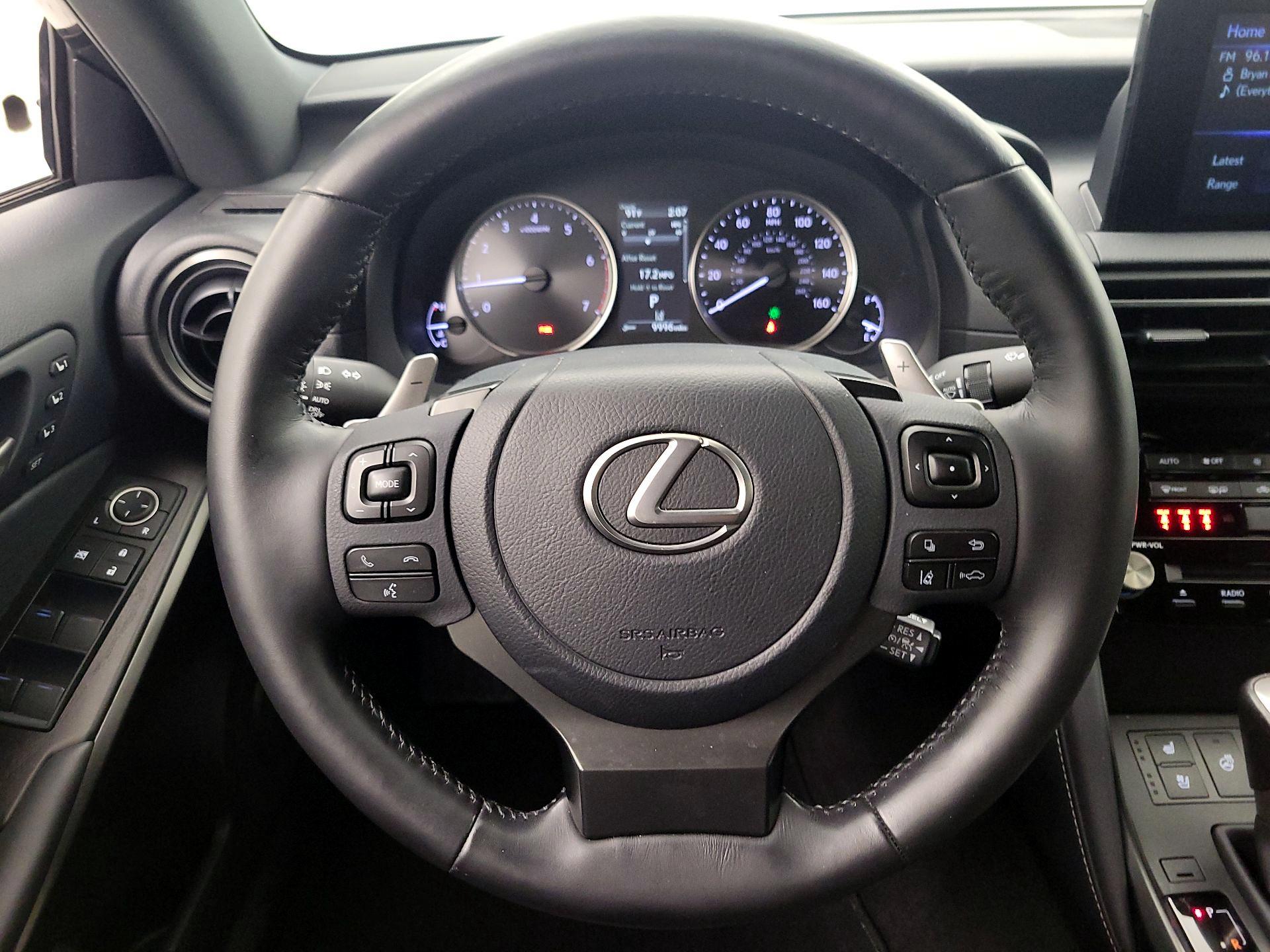 Thumbnail: 2023 Lexus IS - 10