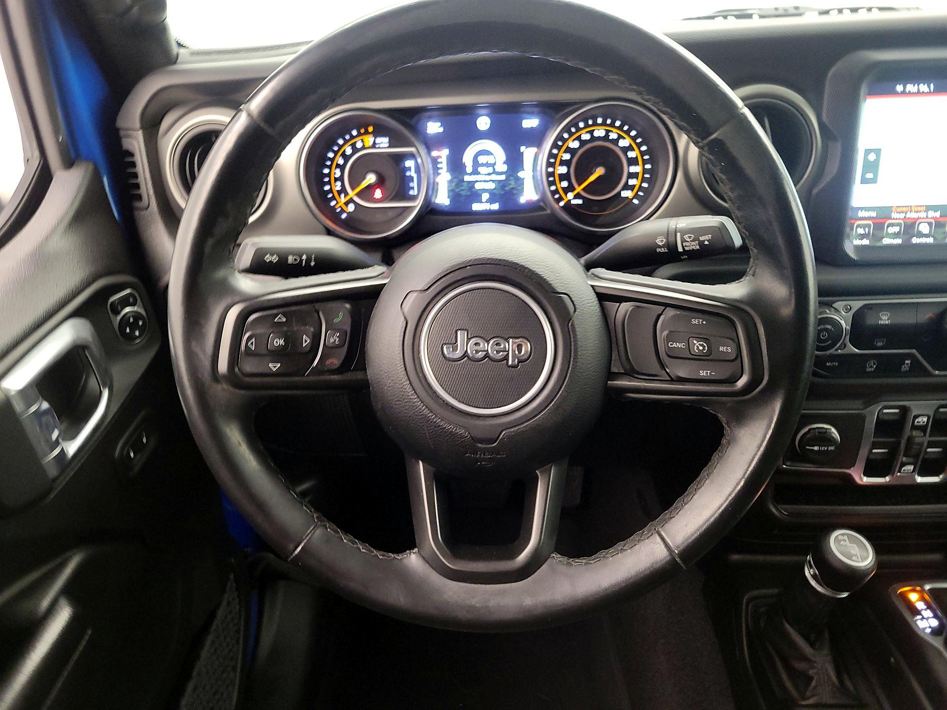 Thumbnail: 2021 Jeep Gladiator - 10