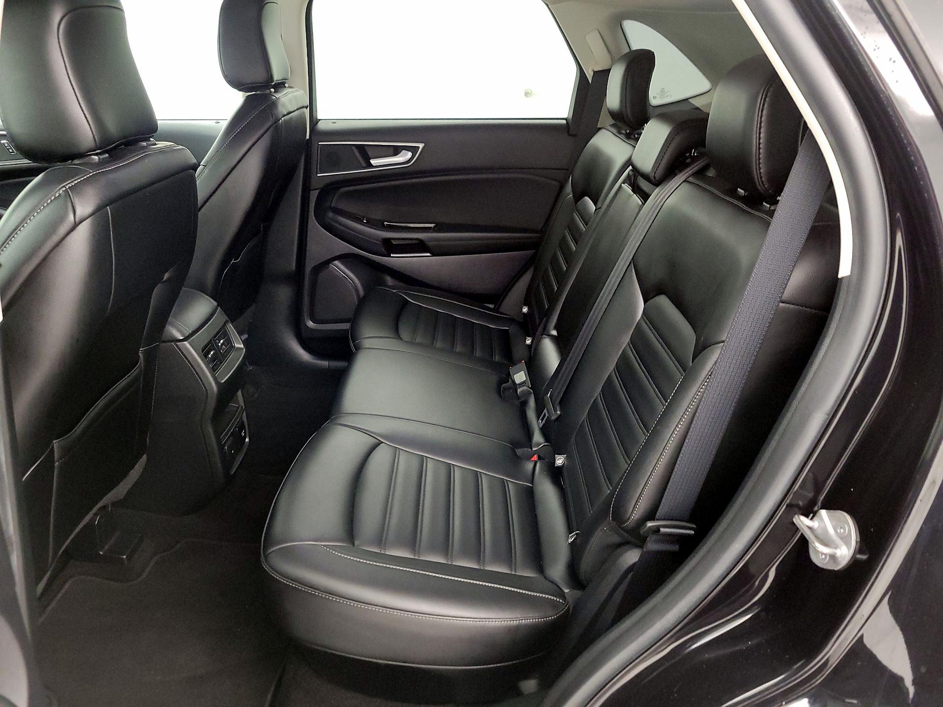 Thumbnail: 2020 Ford Edge - 19