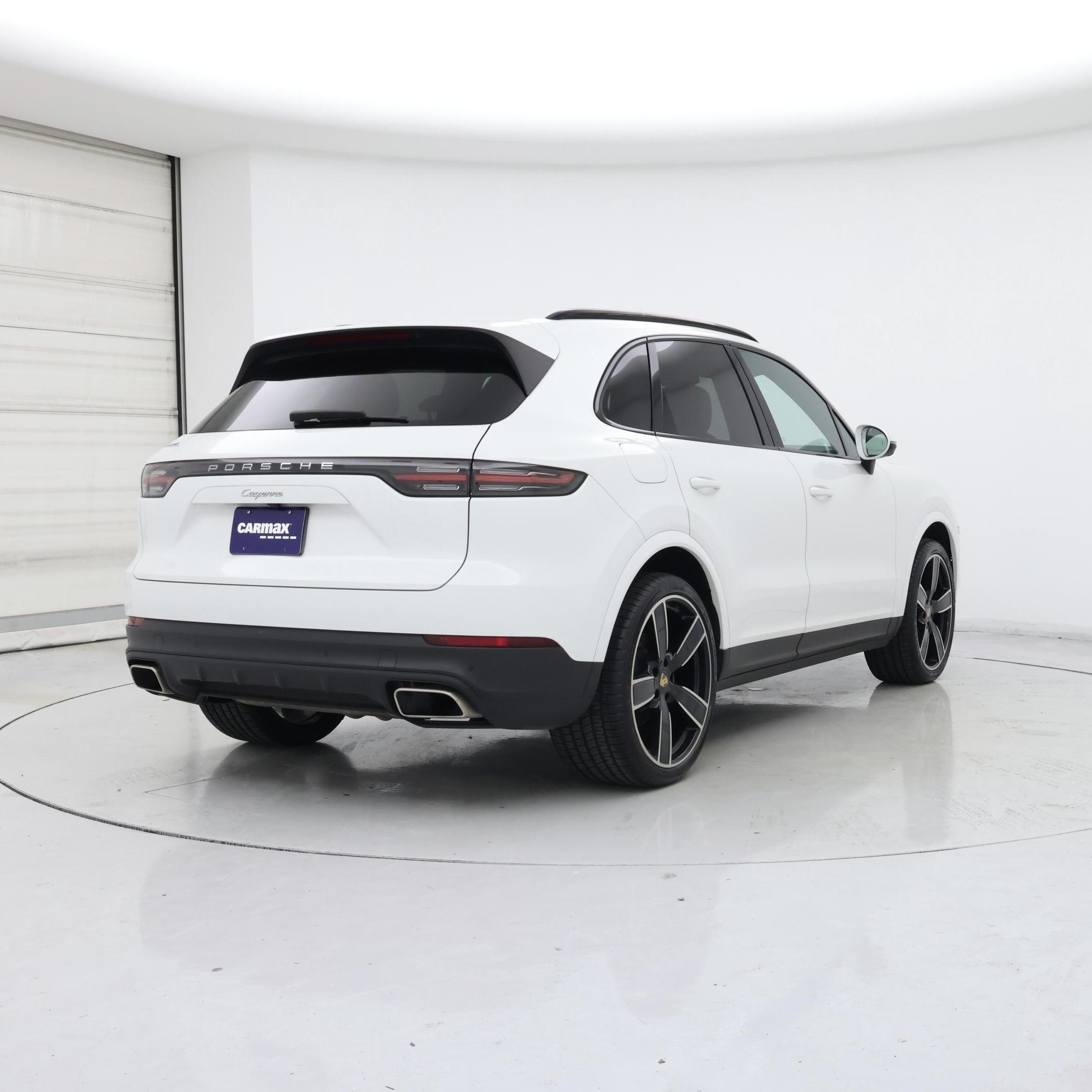 Thumbnail: 2021 Porsche Cayenne - 8
