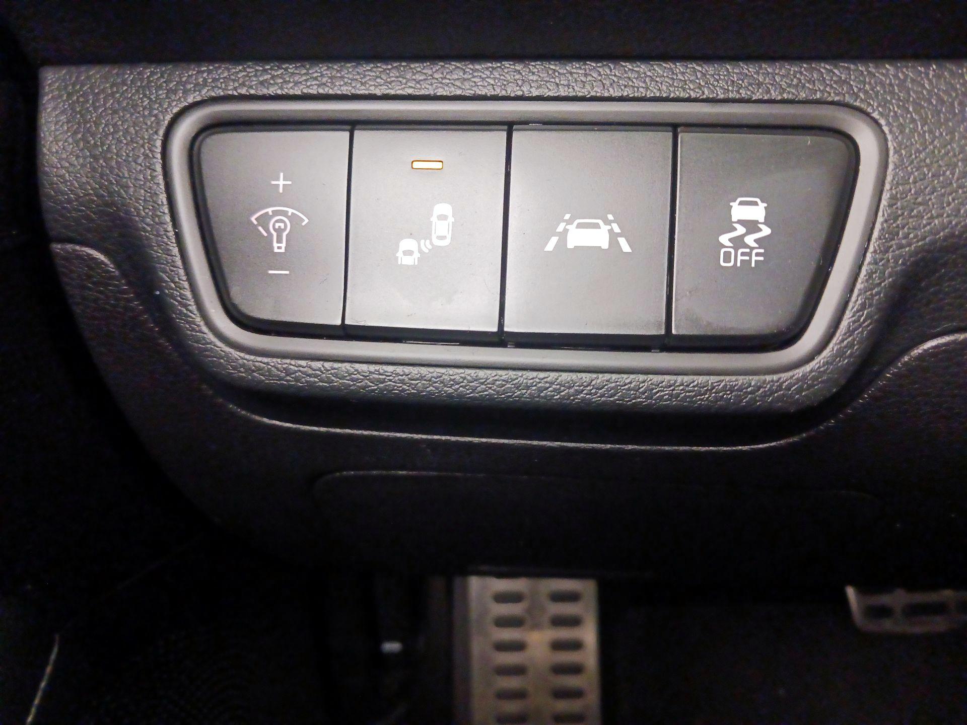 Thumbnail: 2021 Kia Forte - 13