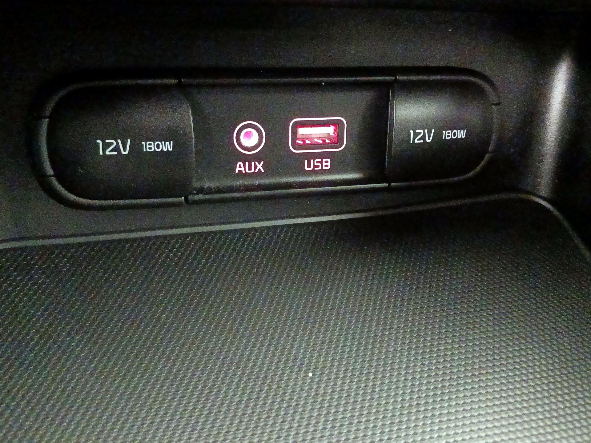 Thumbnail: 2021 Kia Forte - 18