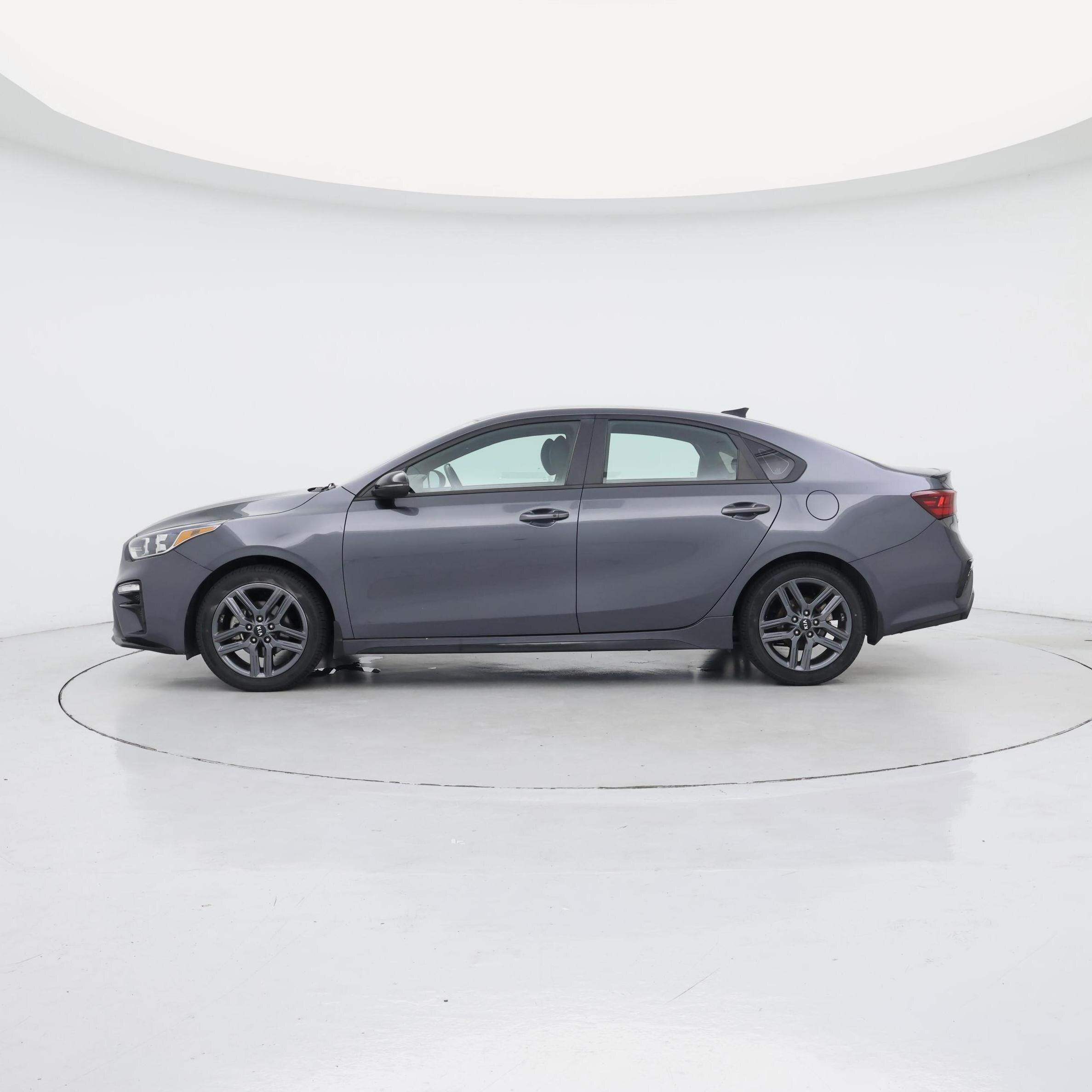 Thumbnail: 2021 Kia Forte - 3