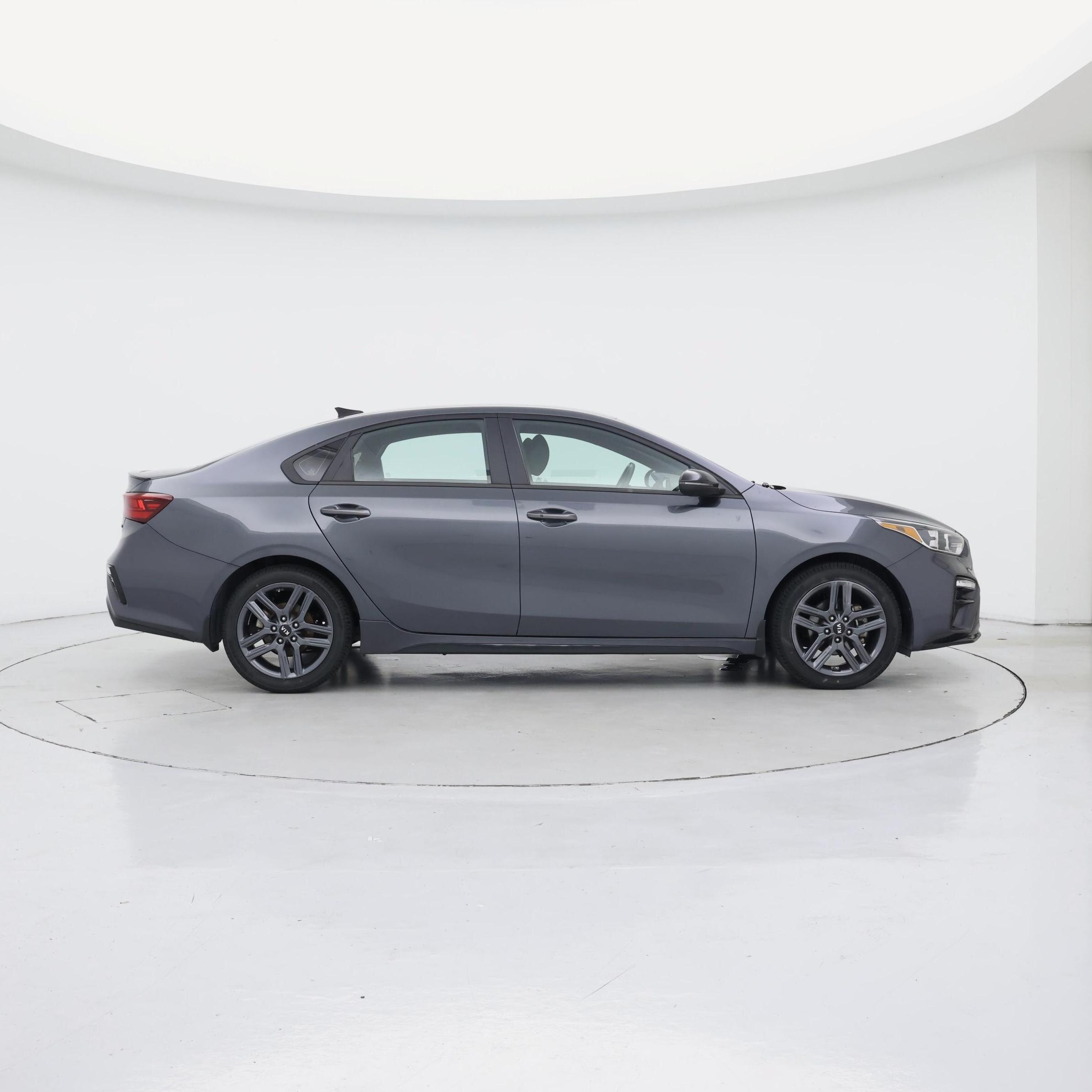 Thumbnail: 2021 Kia Forte - 7