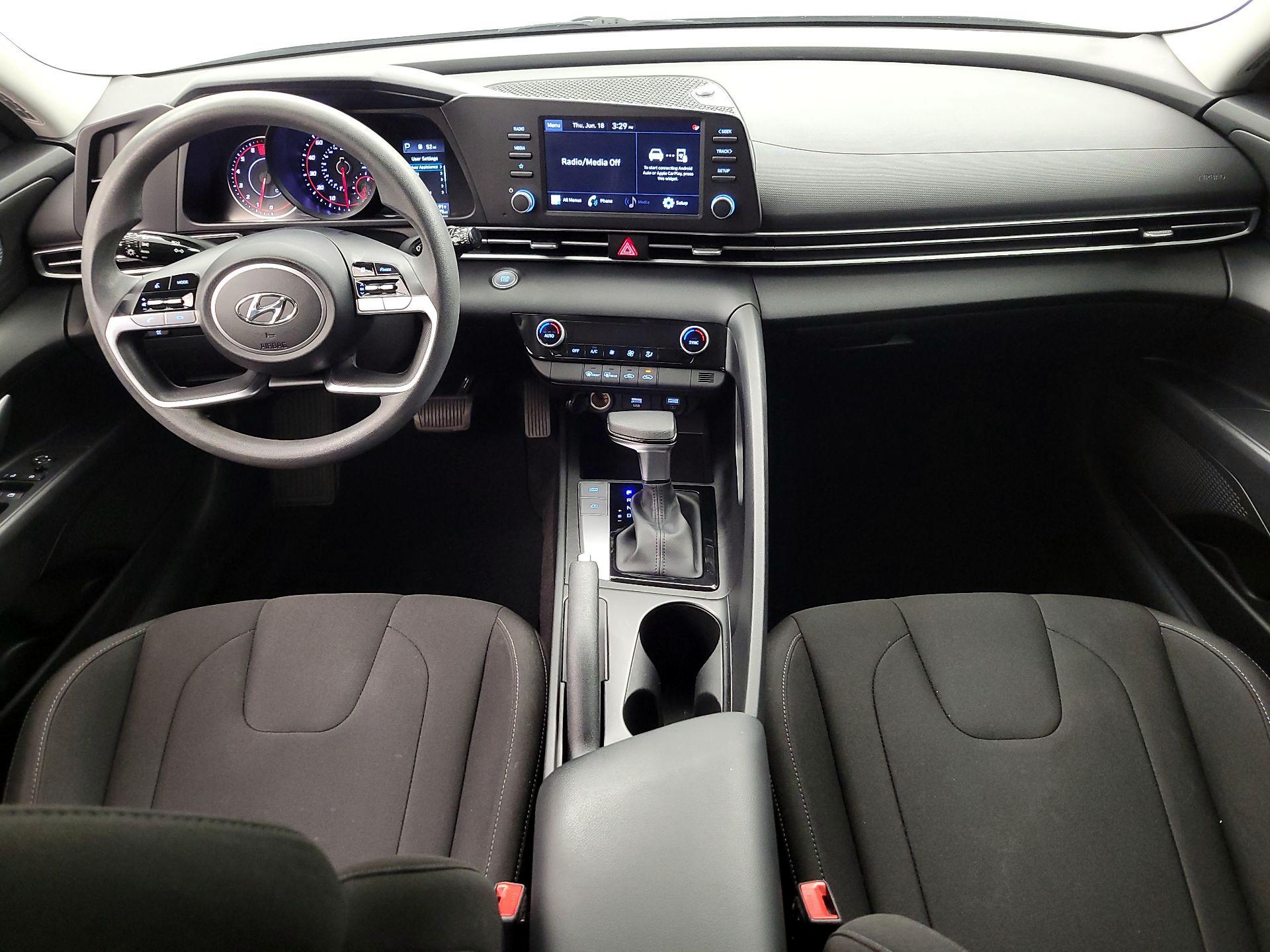 Thumbnail: 2023 Hyundai Elantra - 9