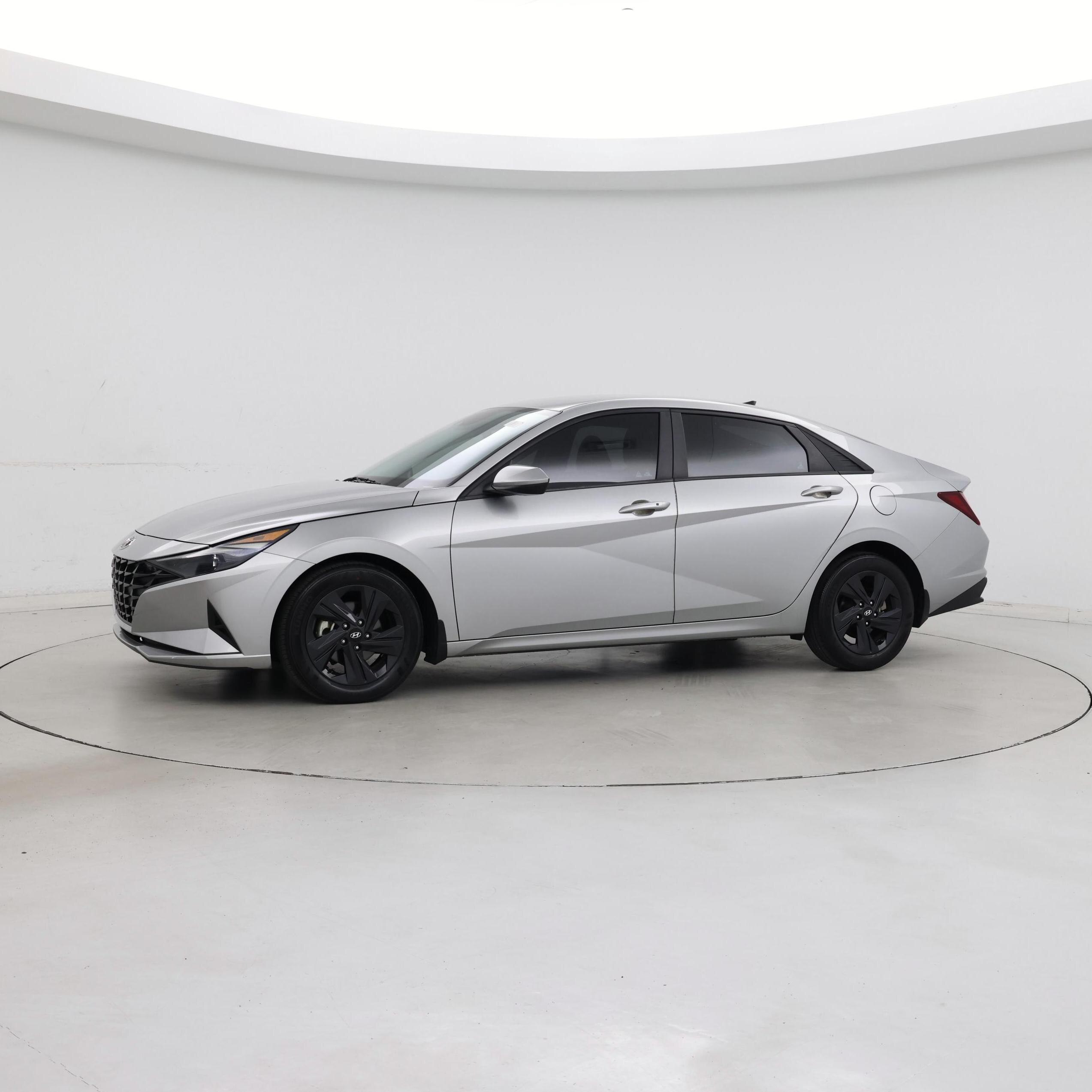 Thumbnail: 2023 Hyundai Elantra - 5