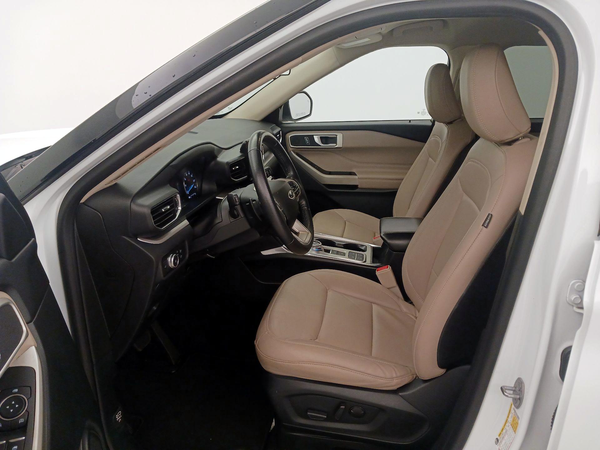 Thumbnail: 2020 Ford Explorer - 11