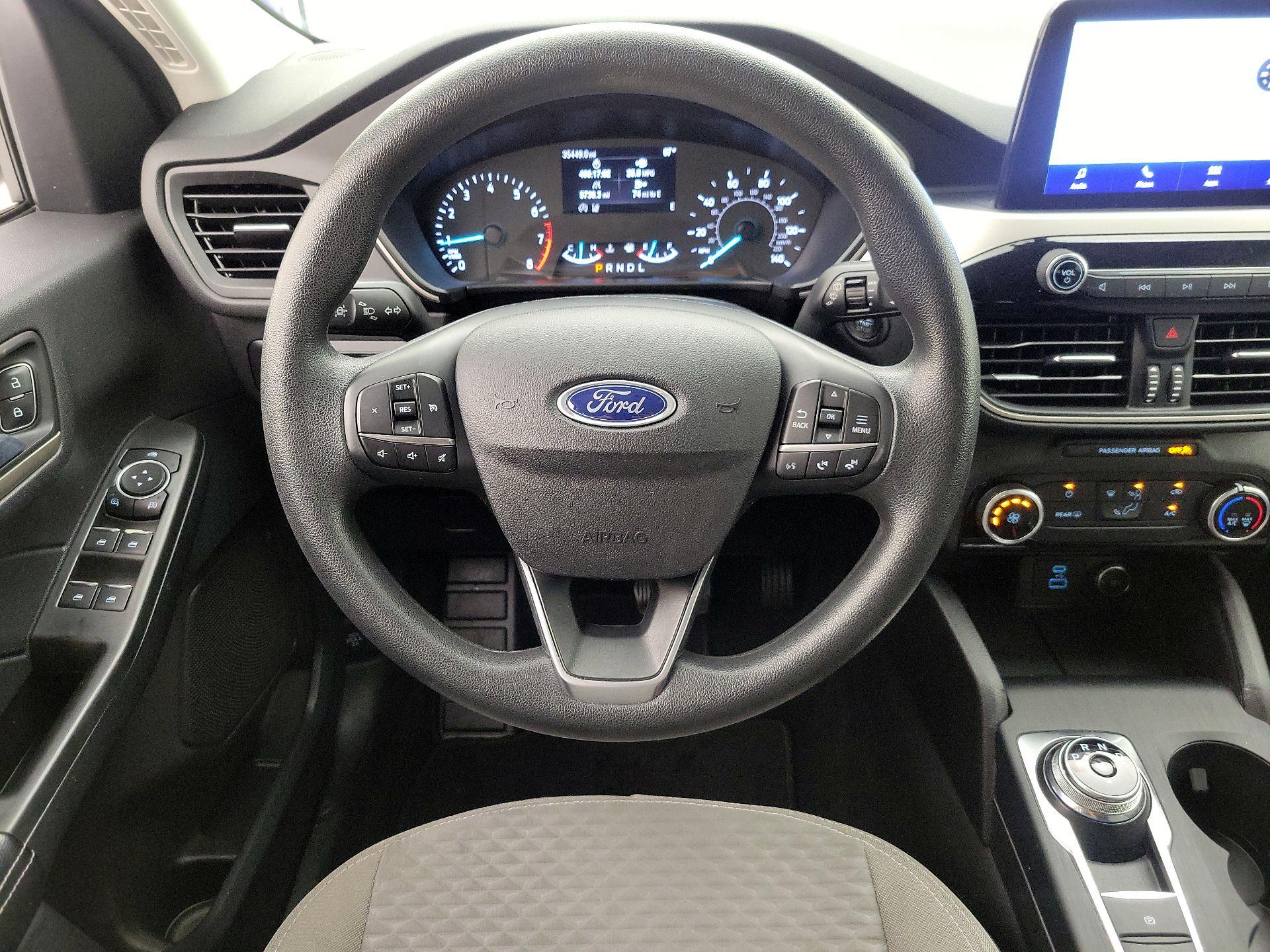 Thumbnail: 2021 Ford Escape - 10