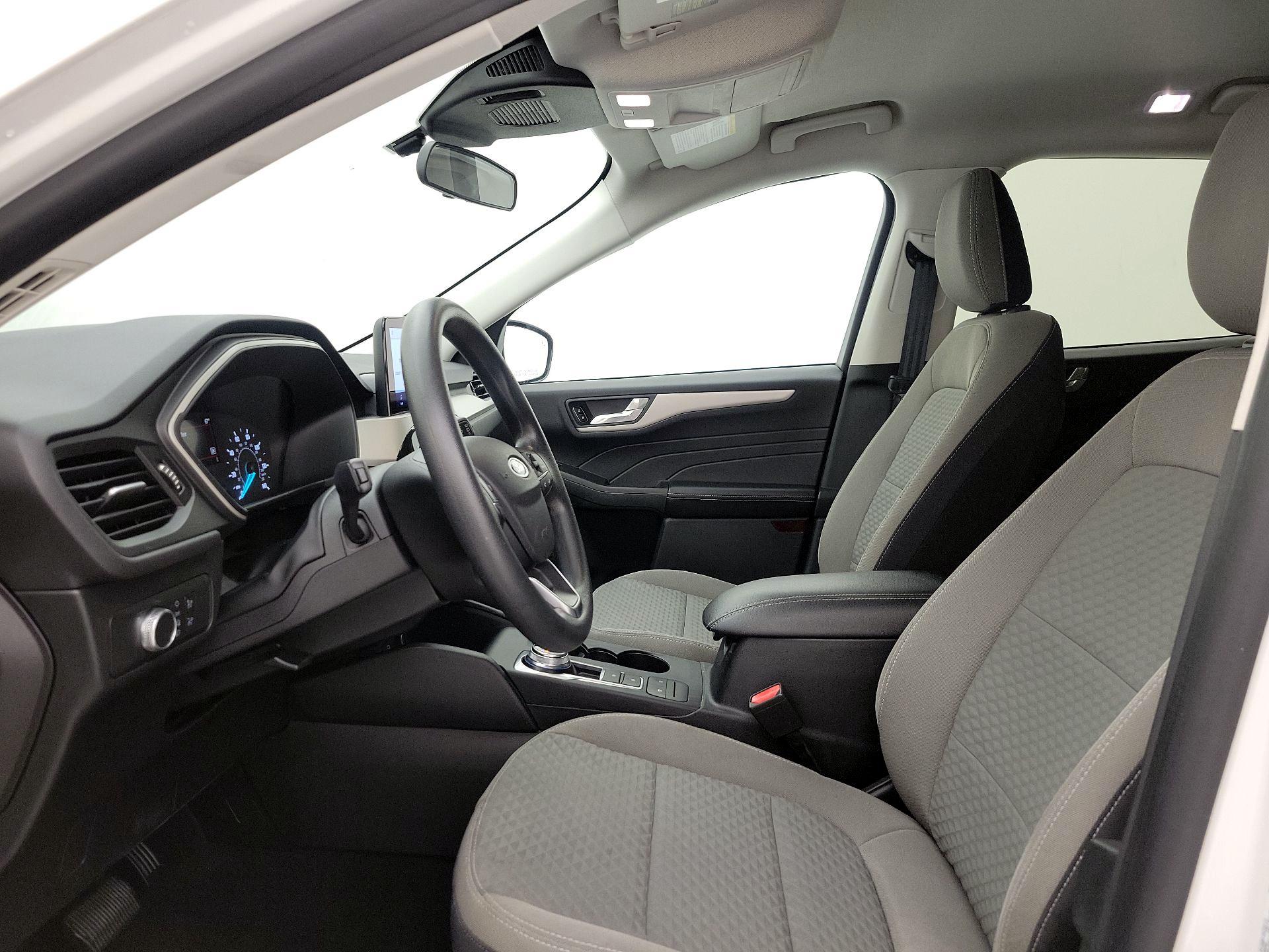 Thumbnail: 2021 Ford Escape - 11
