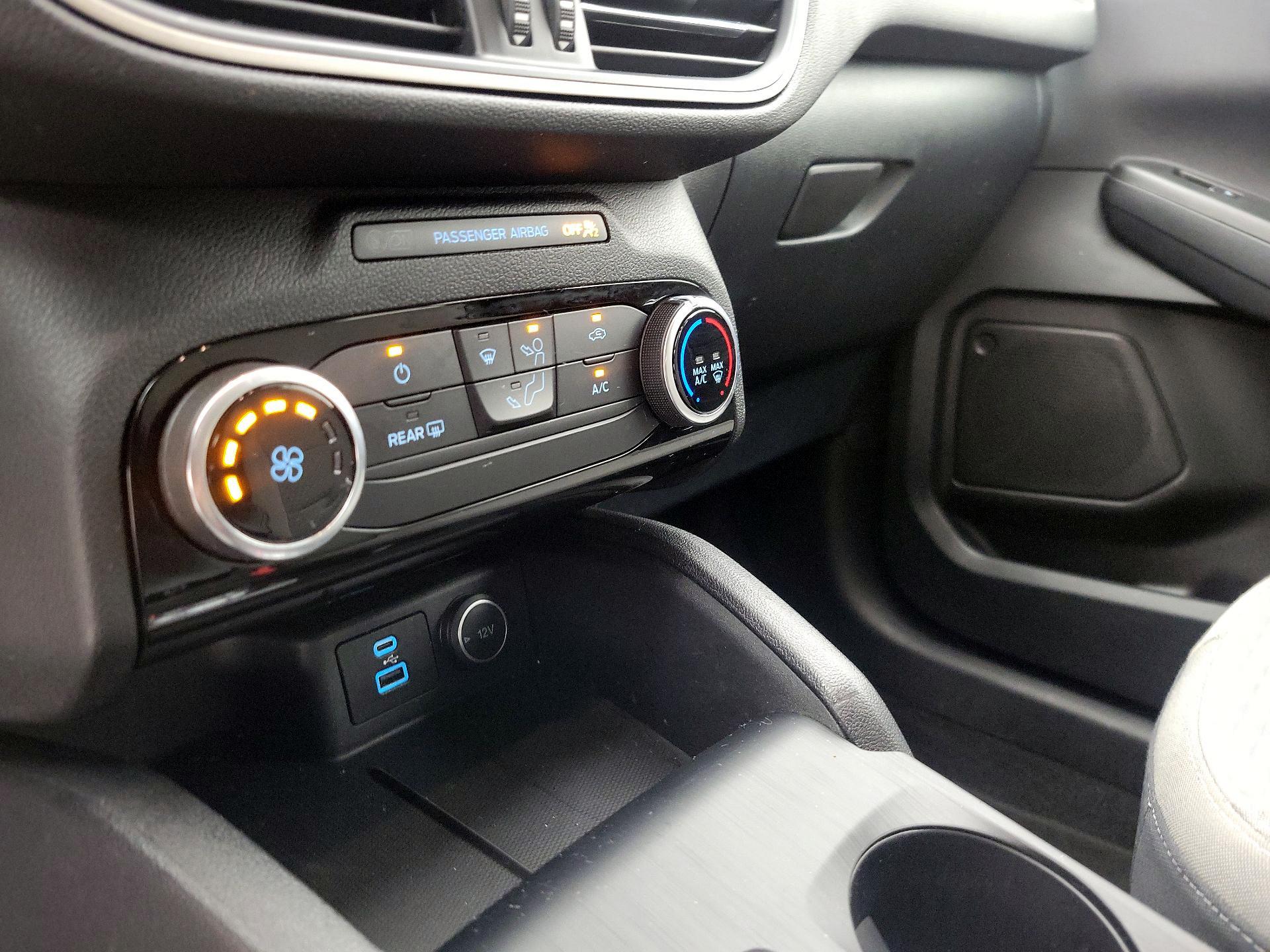 Thumbnail: 2021 Ford Escape - 16