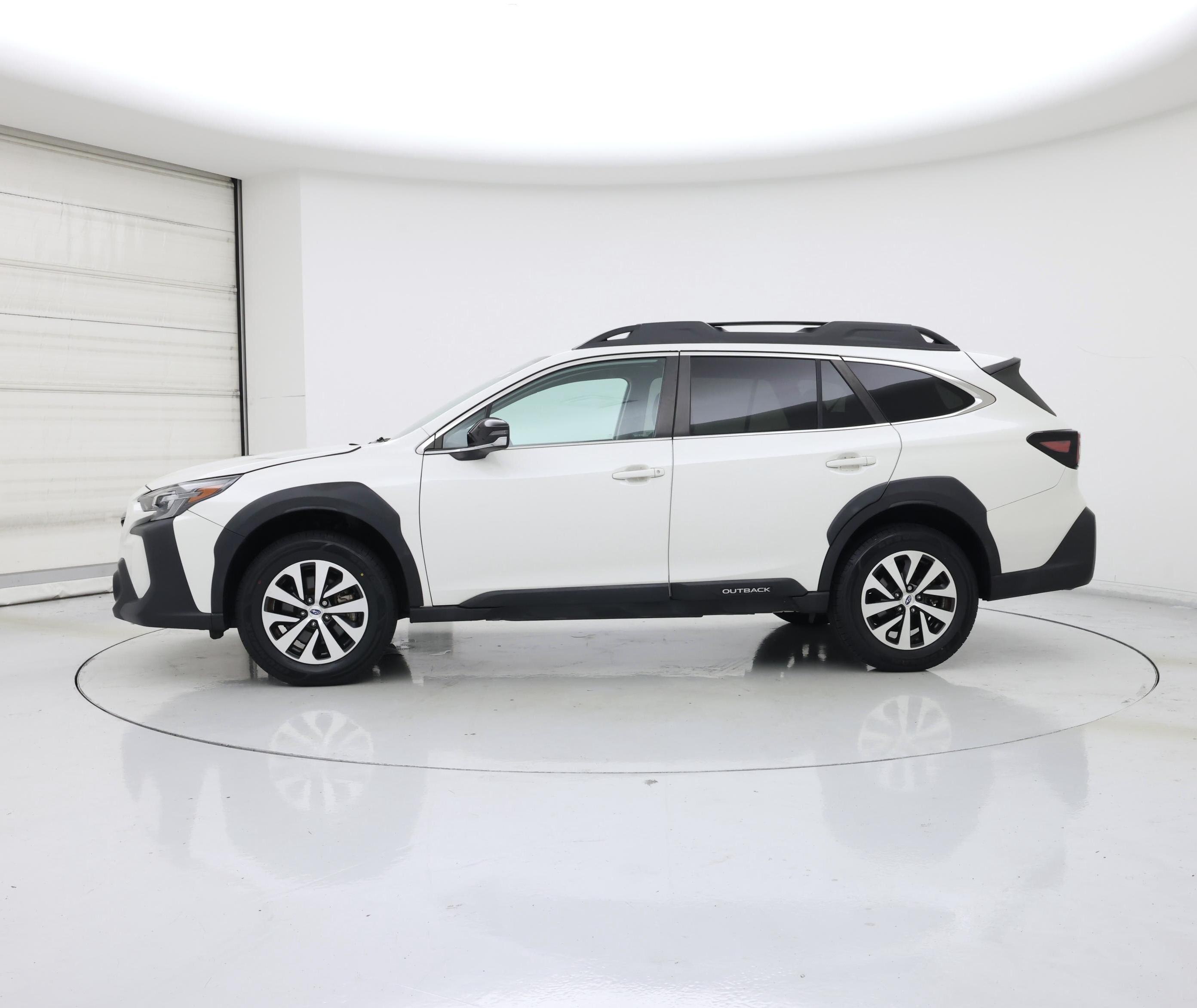 Thumbnail: 2023 Subaru Outback - 3