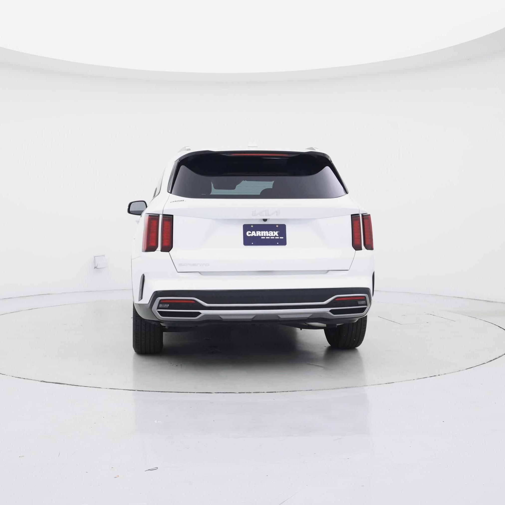 Thumbnail: 2023 Kia Sorento - 6