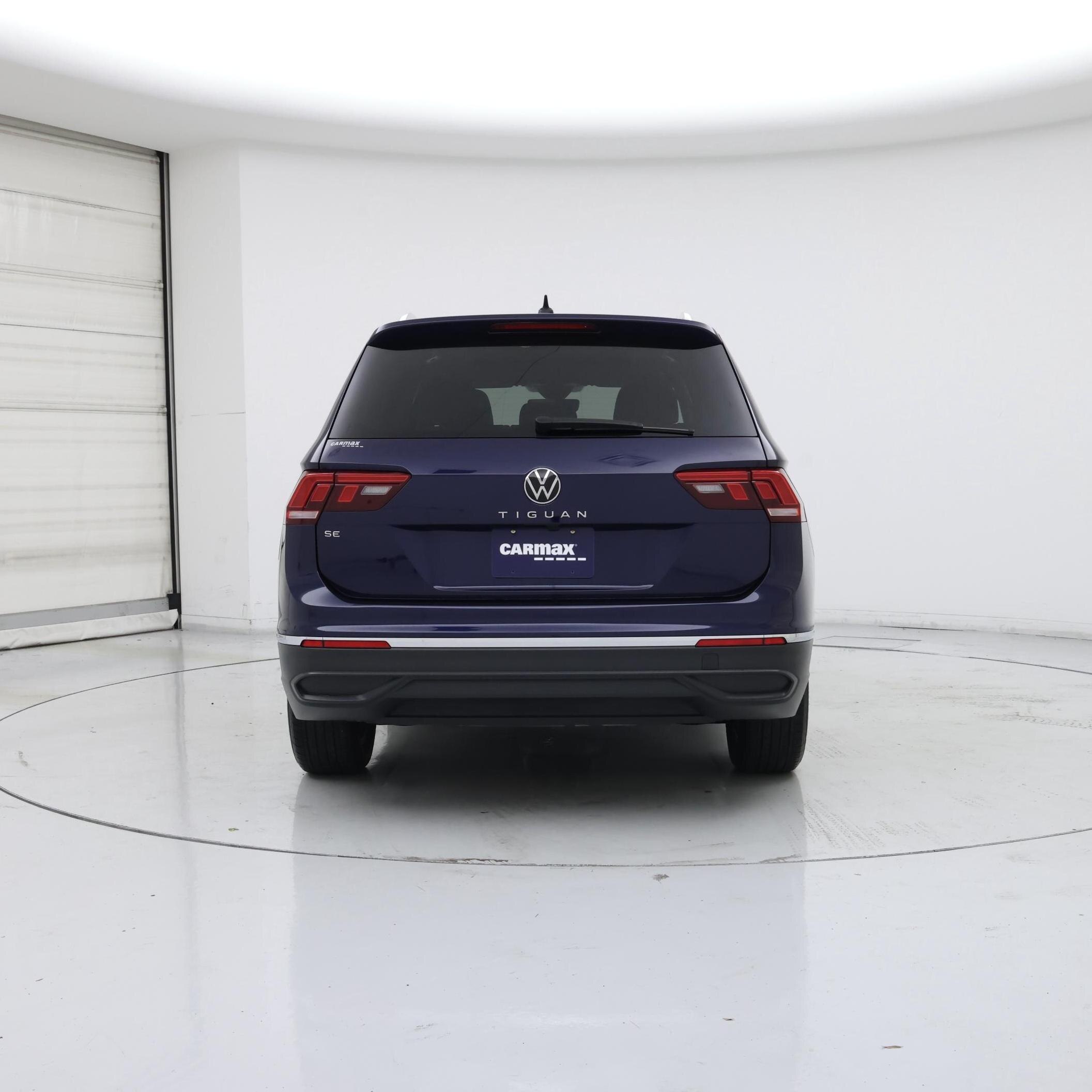 Thumbnail: 2023 Volkswagen Tiguan - 6