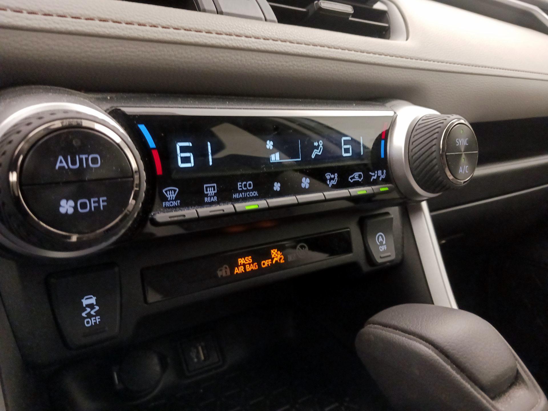 Thumbnail: 2023 Toyota RAV4 - 16