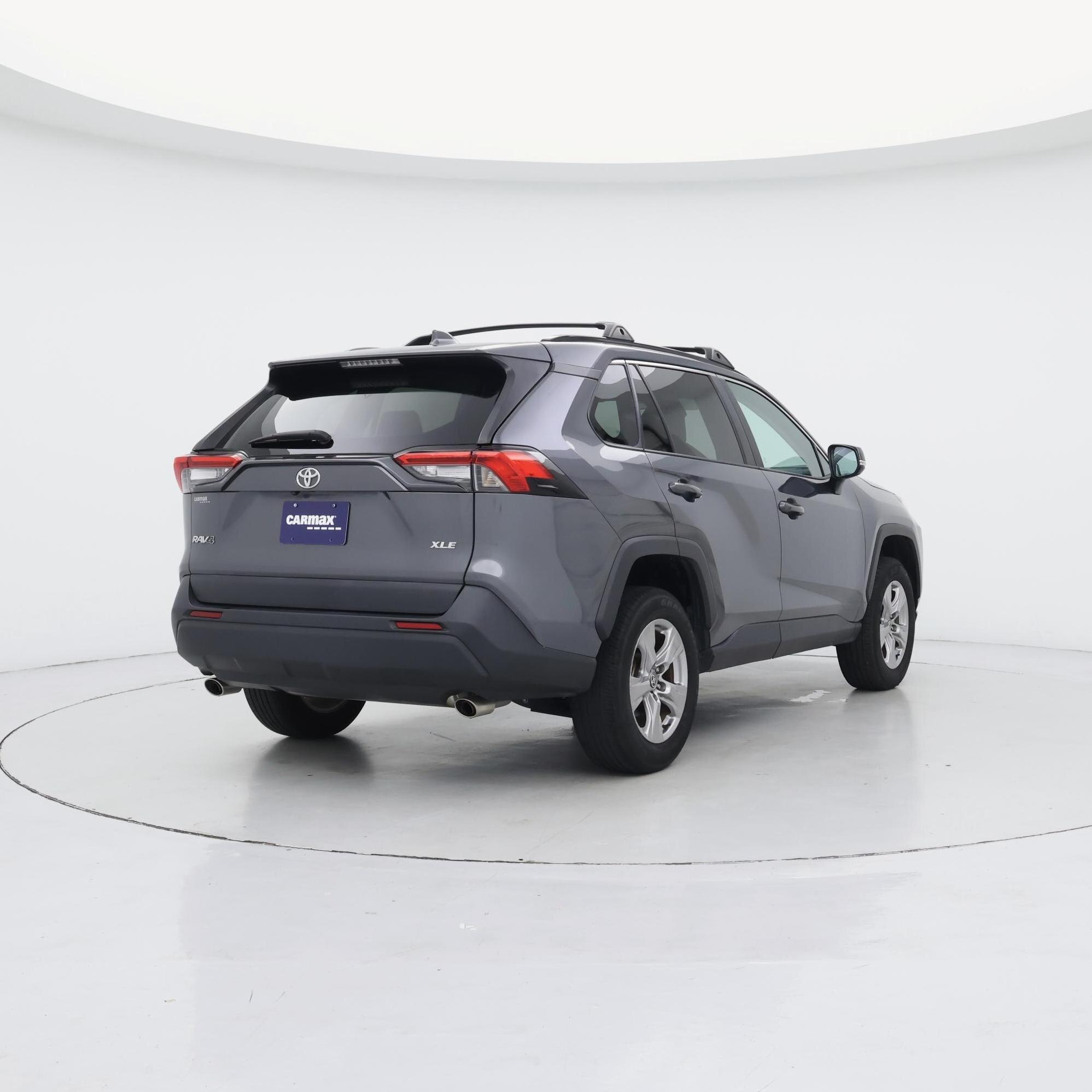 Thumbnail: 2023 Toyota RAV4 - 8