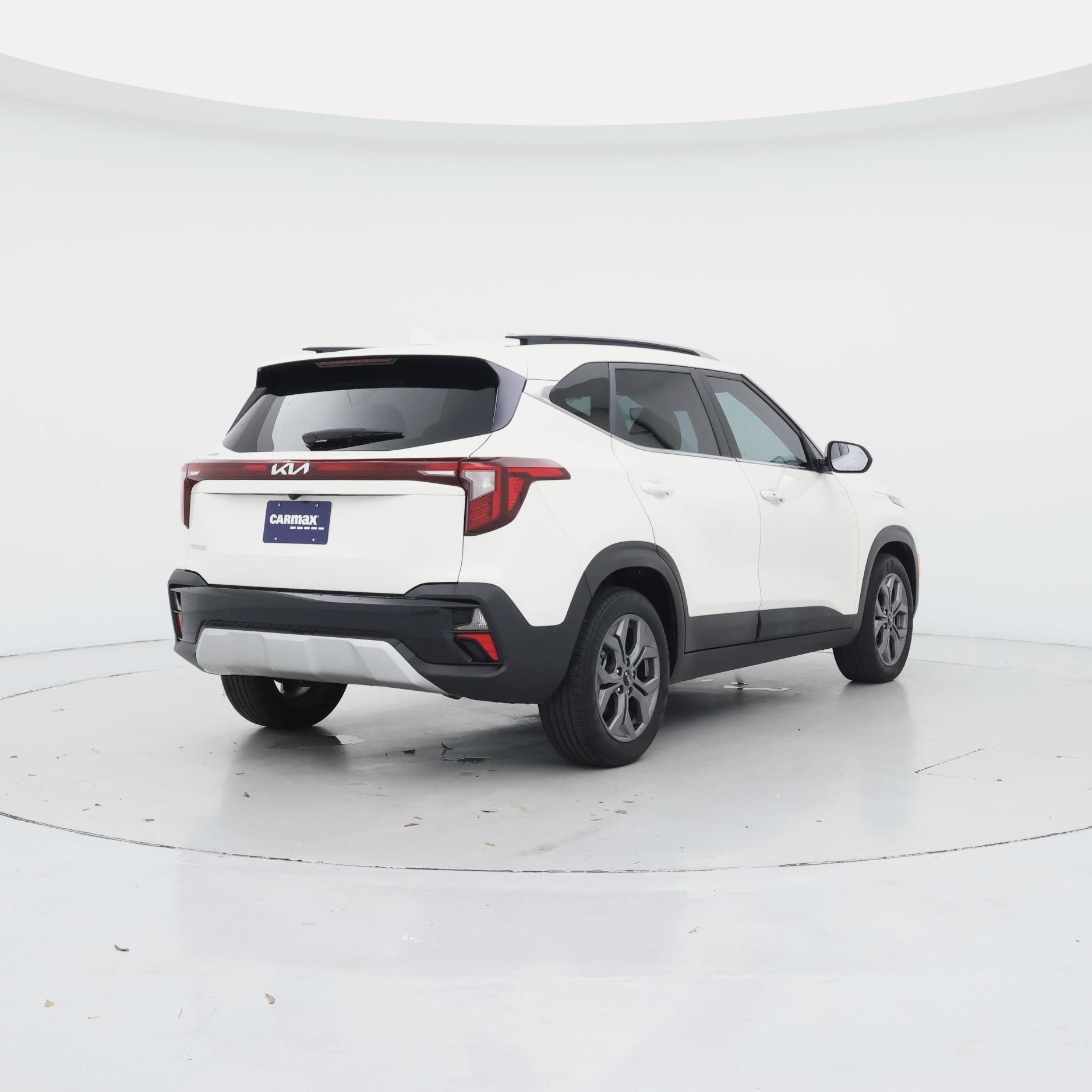 Thumbnail: 2024 Kia Seltos - 8