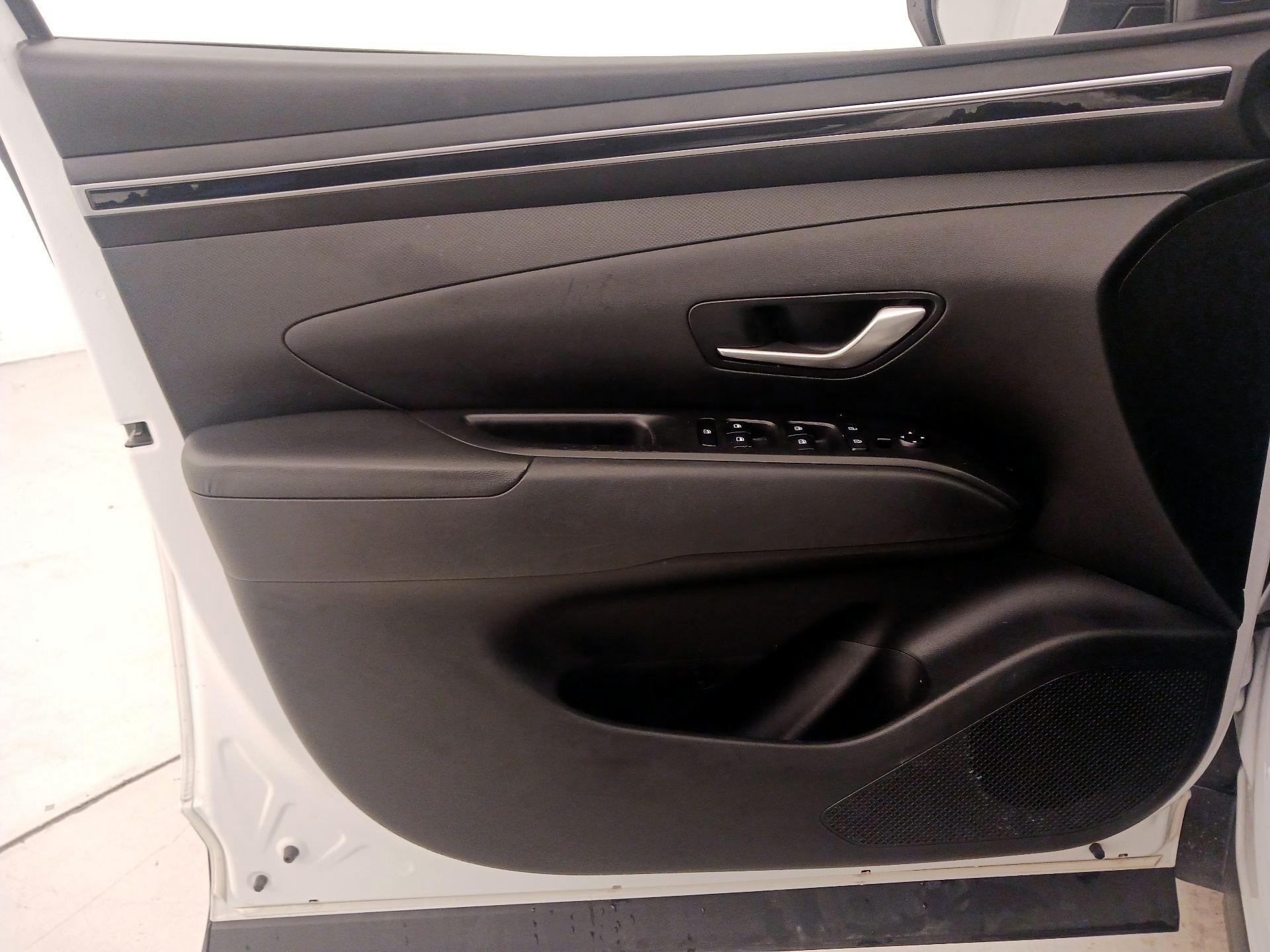 Thumbnail: 2022 Hyundai Tucson - 12