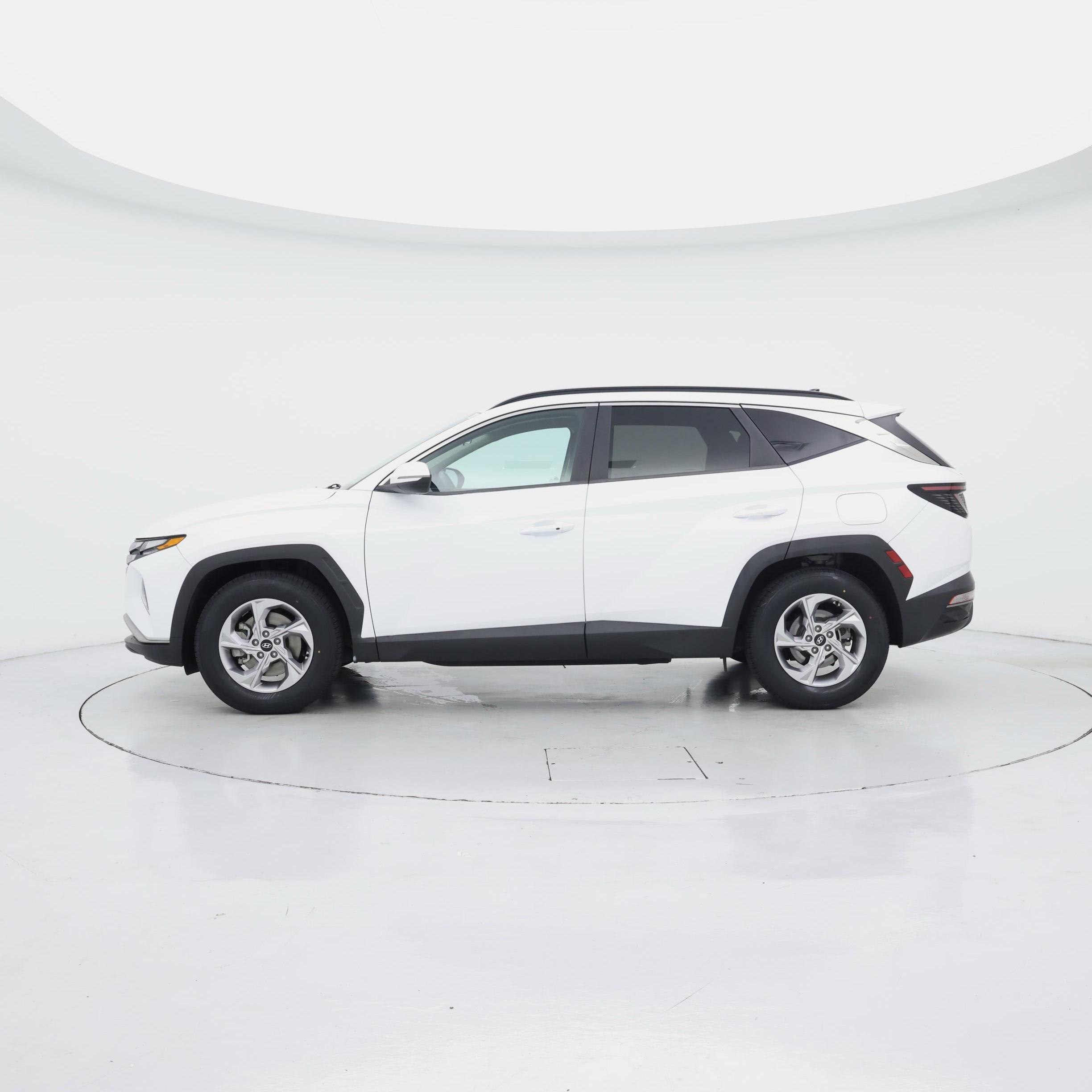Thumbnail: 2022 Hyundai Tucson - 3