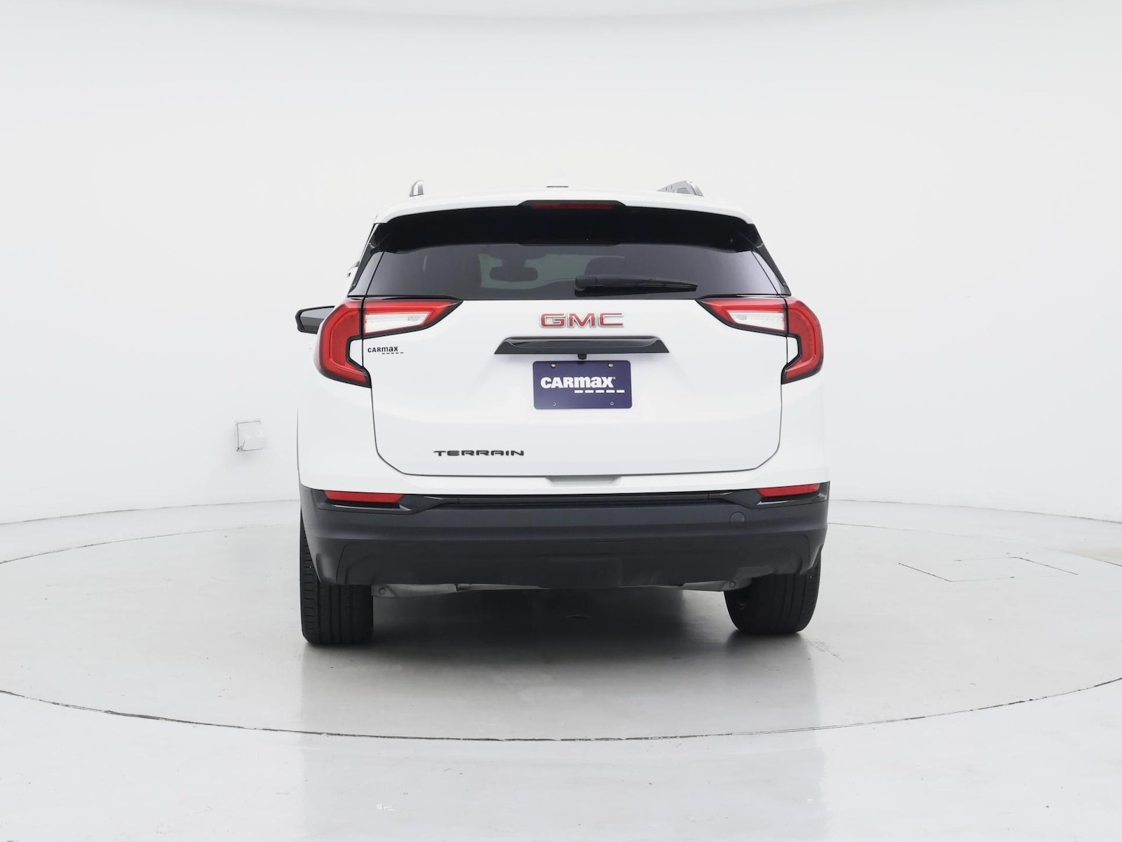 2023 GMC Terrain SLE - Photo 7
