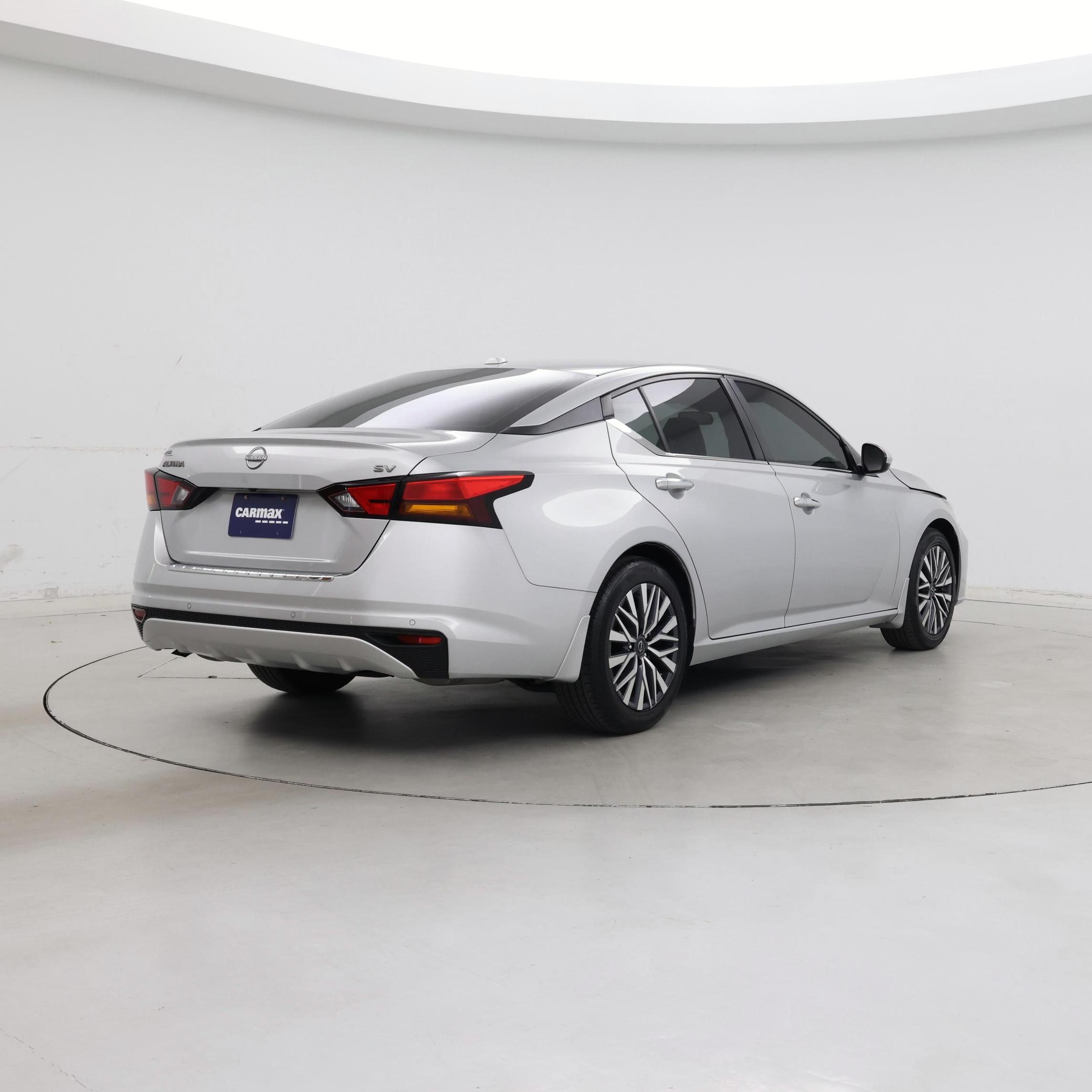 Thumbnail: 2023 Nissan Altima - 8
