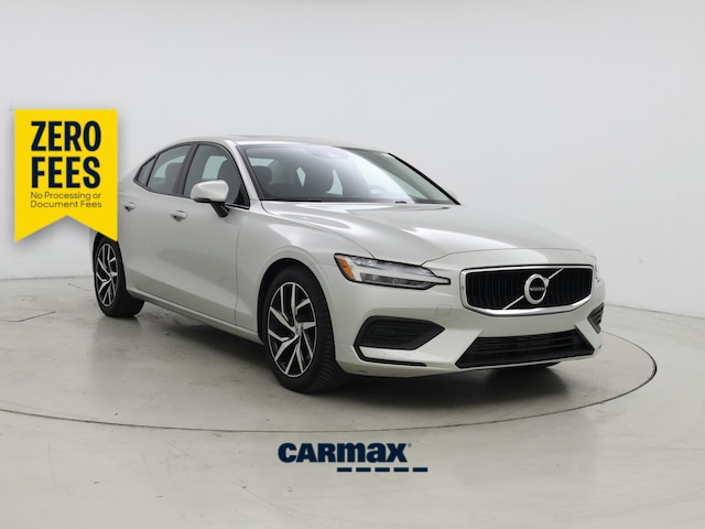 Silver 2020 Volvo S60 T5 Momentum FWD Sedan Front-Wheel Drive Automatic