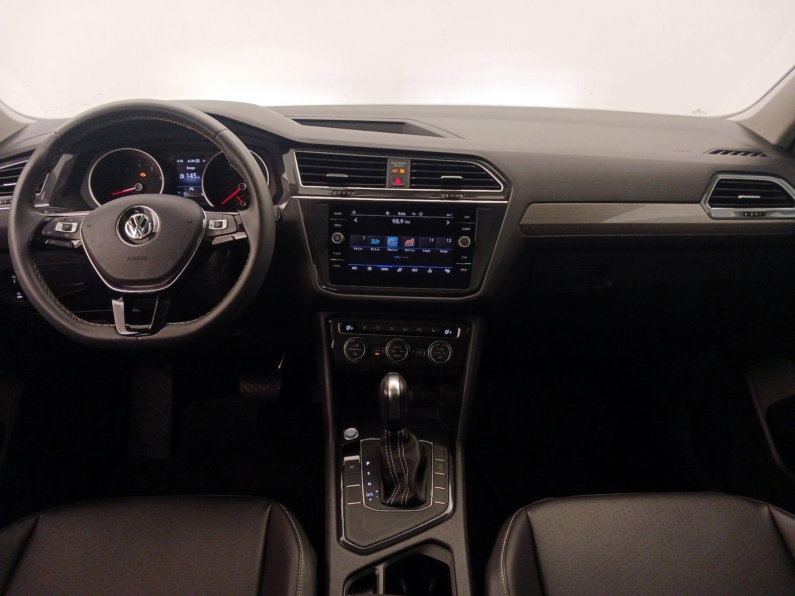 2021 Volkswagen Tiguan SE - Photo 10
