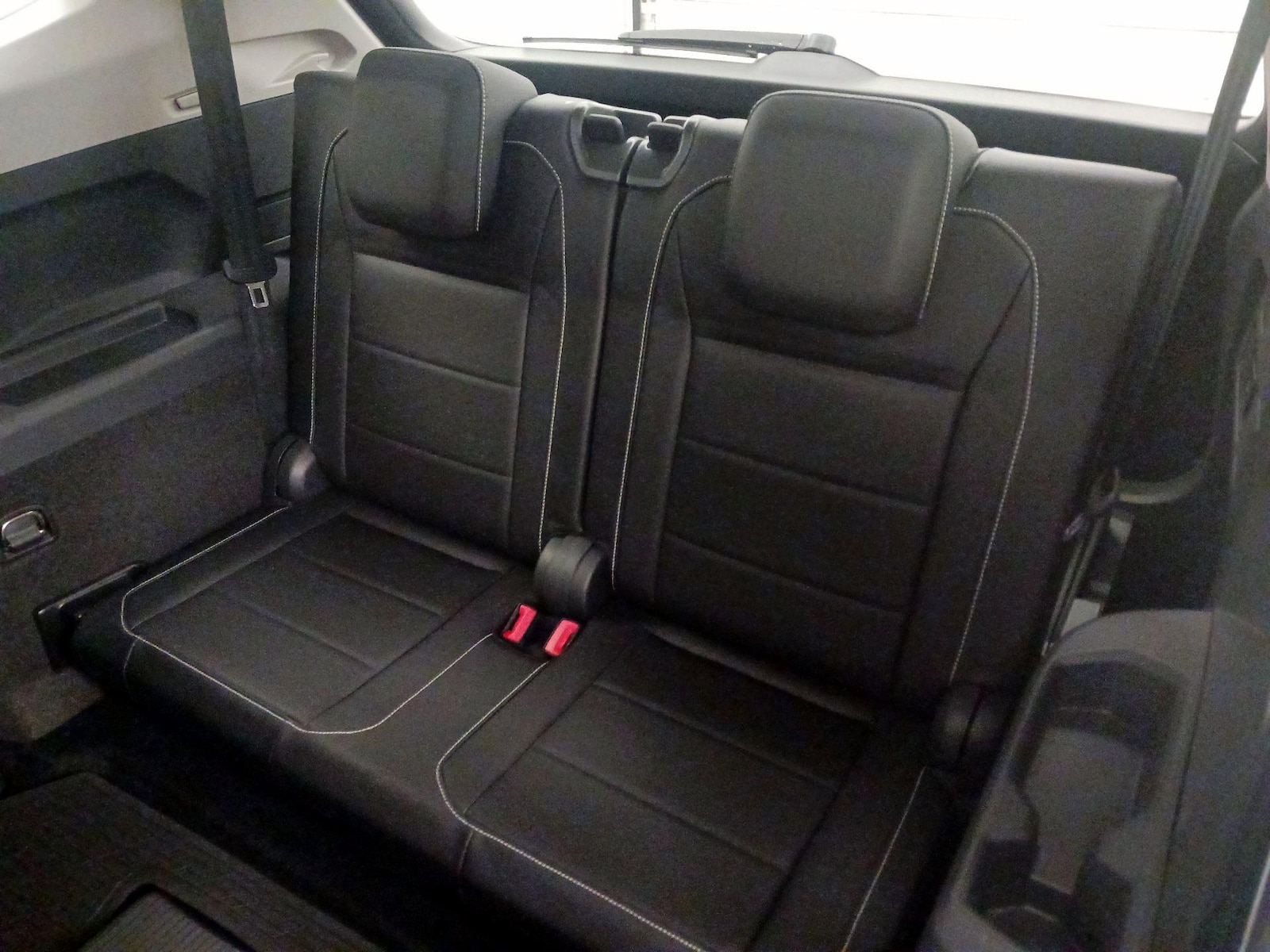 2021 Volkswagen Tiguan SE - Photo 22