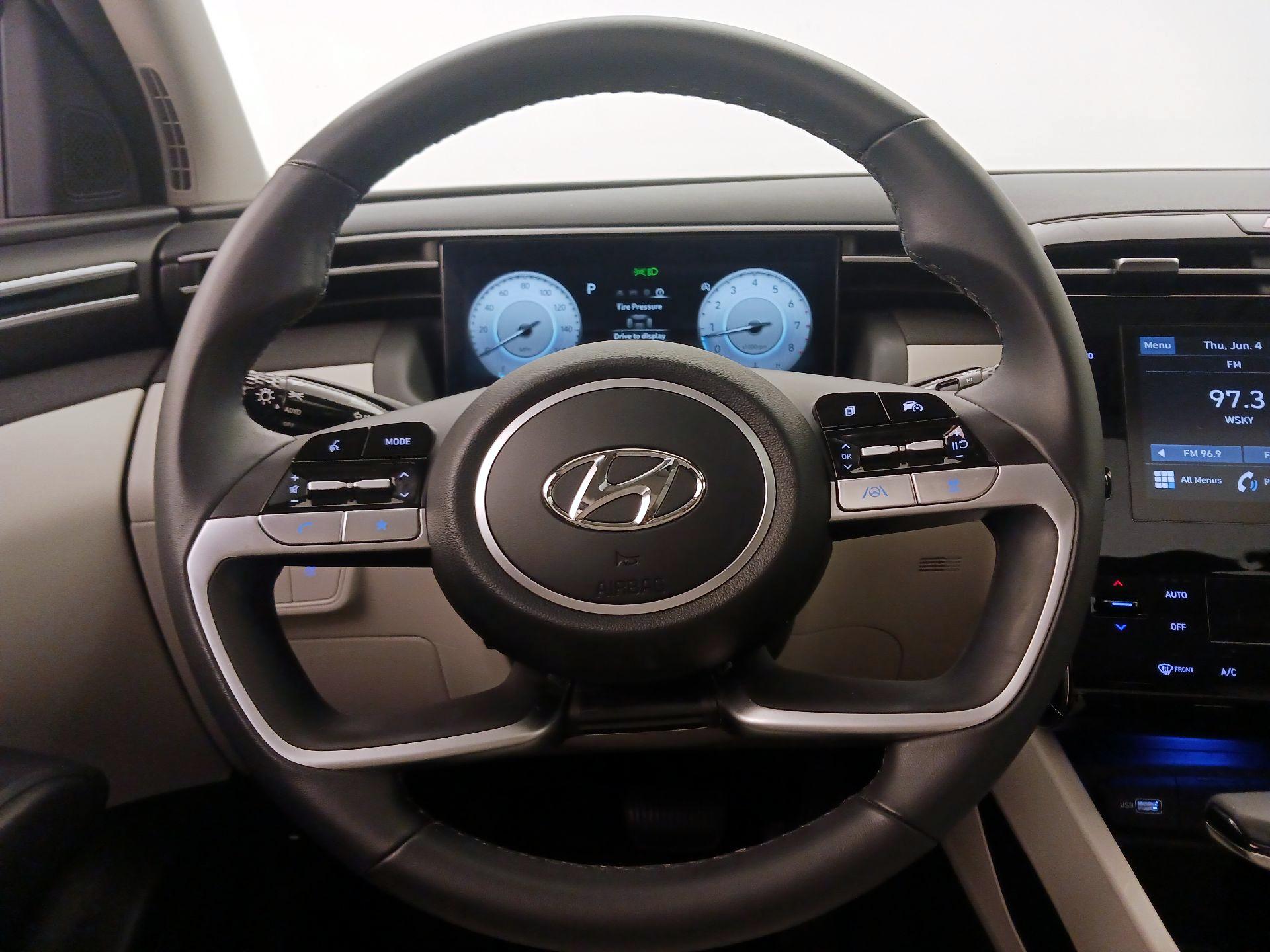 Thumbnail: 2023 Hyundai Tucson - 10