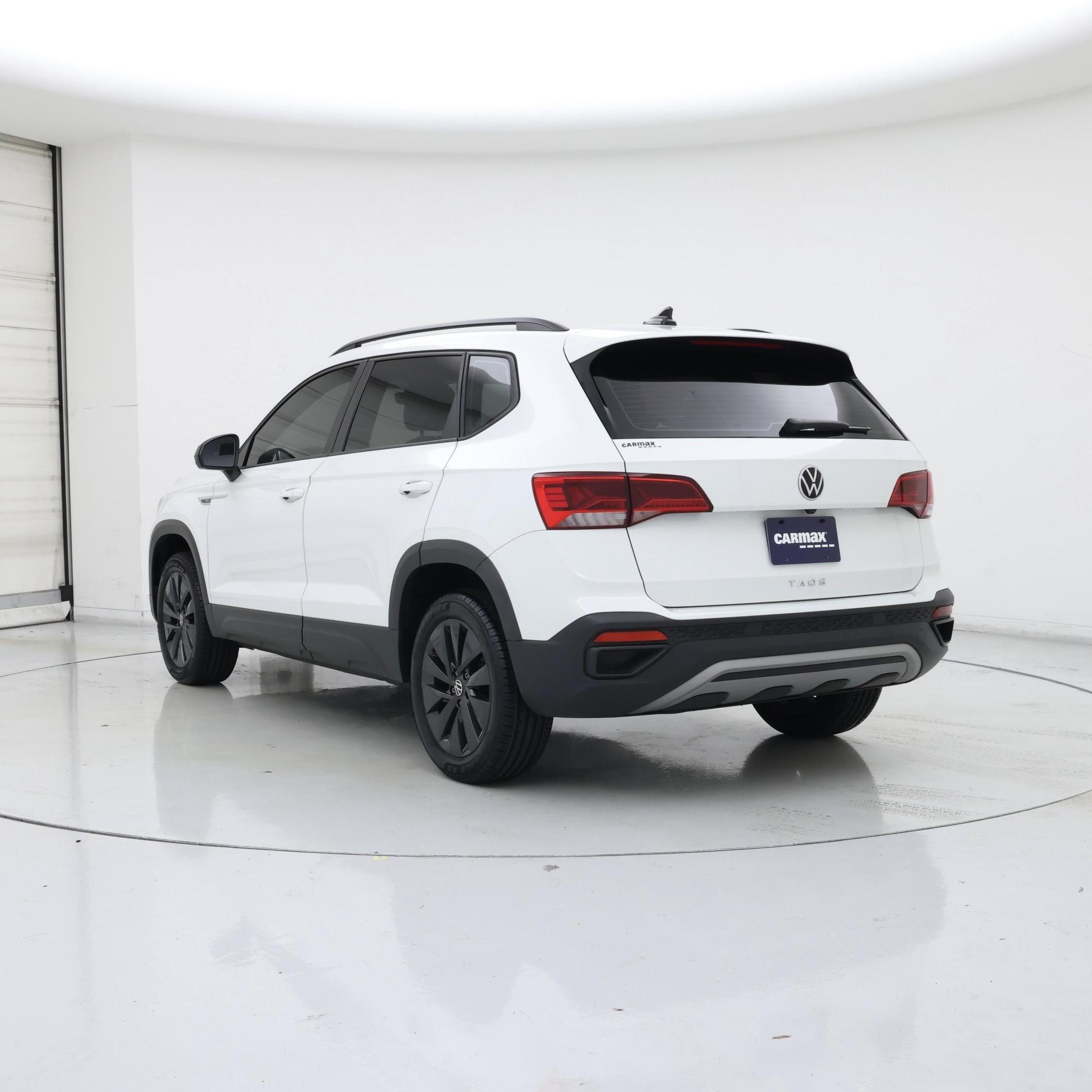 Thumbnail: 2023 Volkswagen Taos - 2