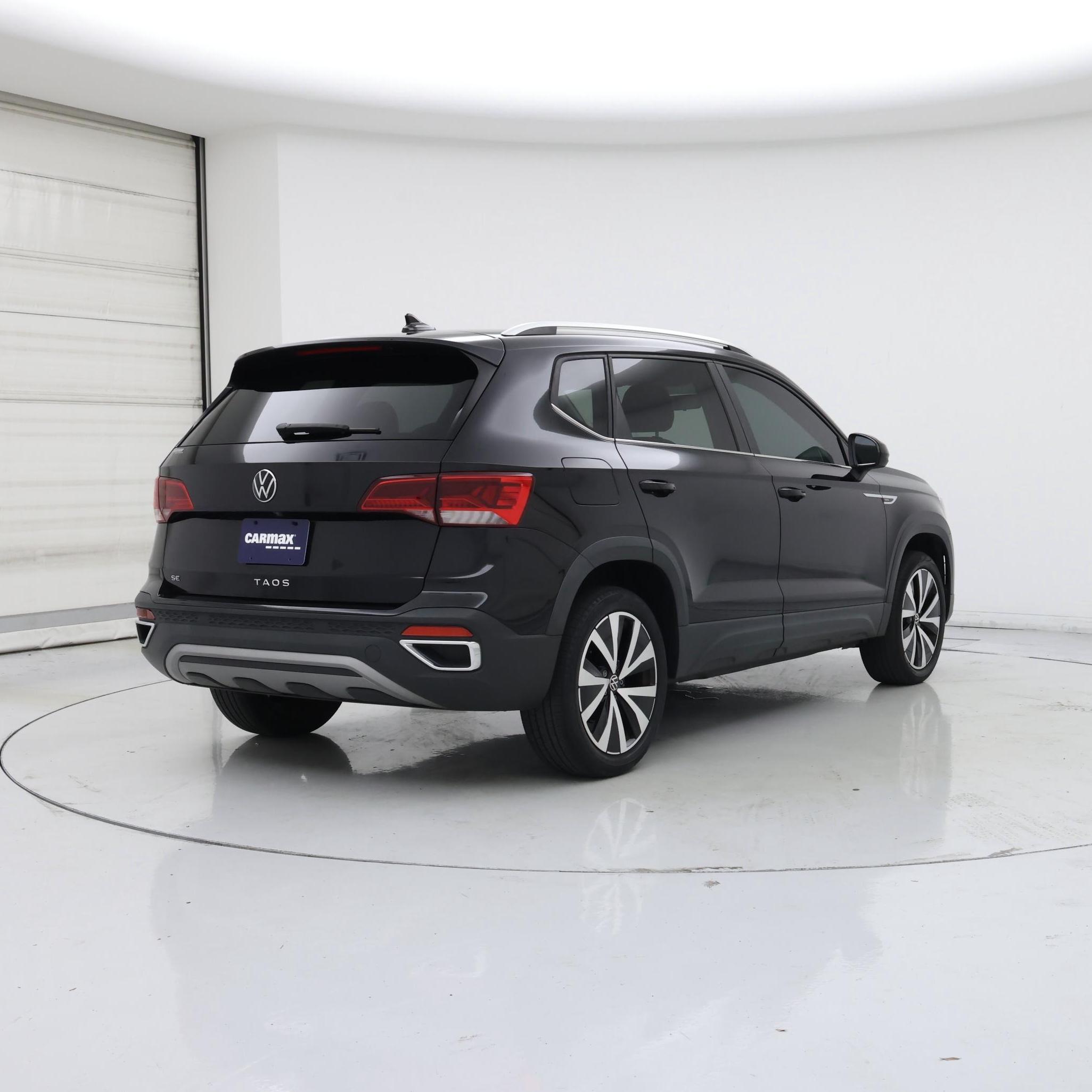 Thumbnail: 2022 Volkswagen Taos - 8