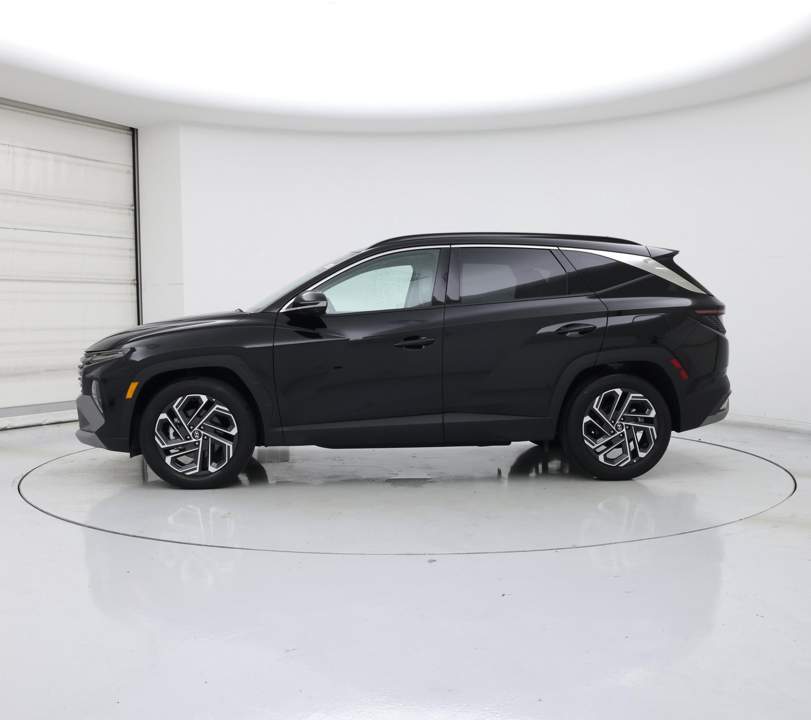 Thumbnail: 2025 Hyundai Tucson - 3