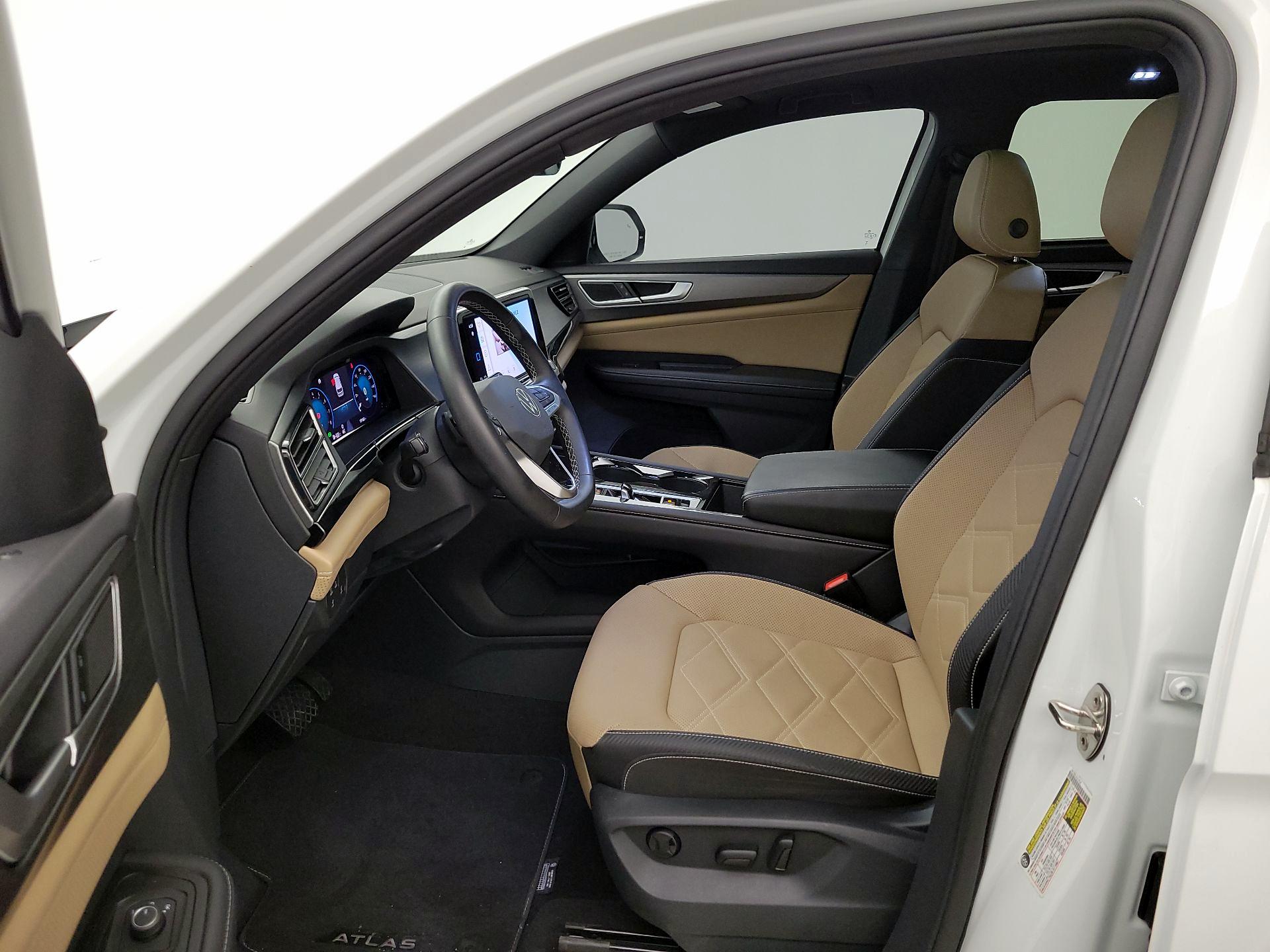 Thumbnail: 2024 Volkswagen Atlas - 11