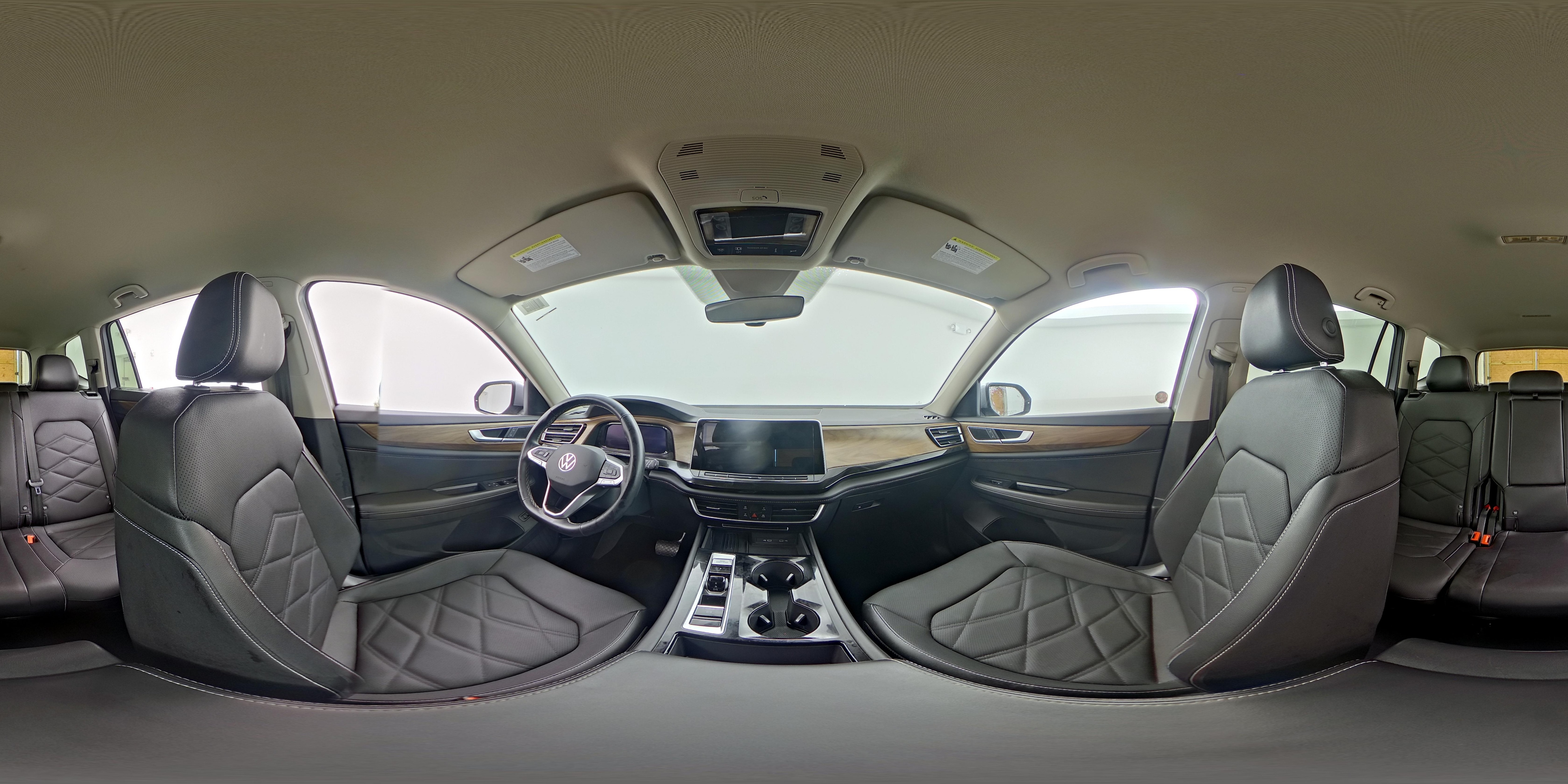 2025 Volkswagen Atlas SE w/Tech - Photo 26