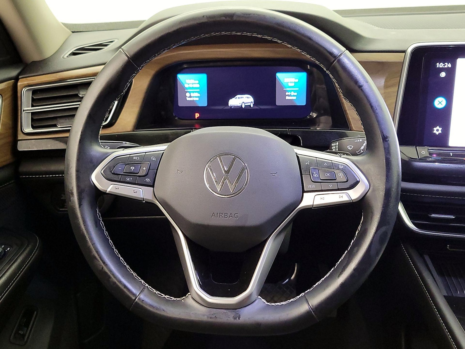 2025 Volkswagen Atlas SE w/Tech - Photo 11