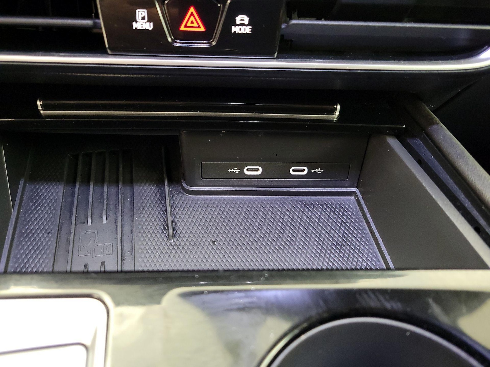 2025 Volkswagen Atlas SE w/Tech - Photo 19